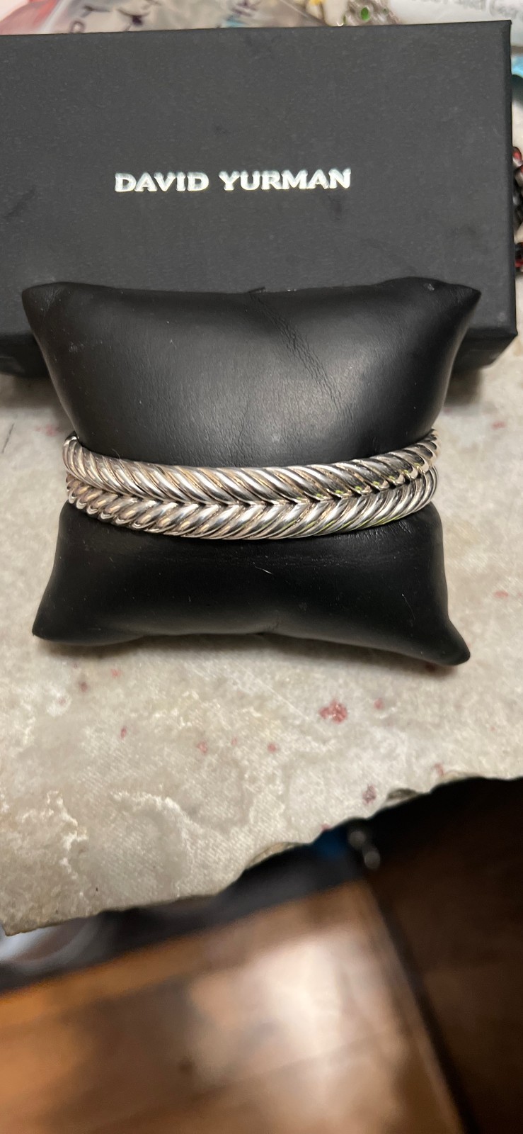 David Yurman Chevron Cross over Swirl design 925 Cuff Bracelet 7.5