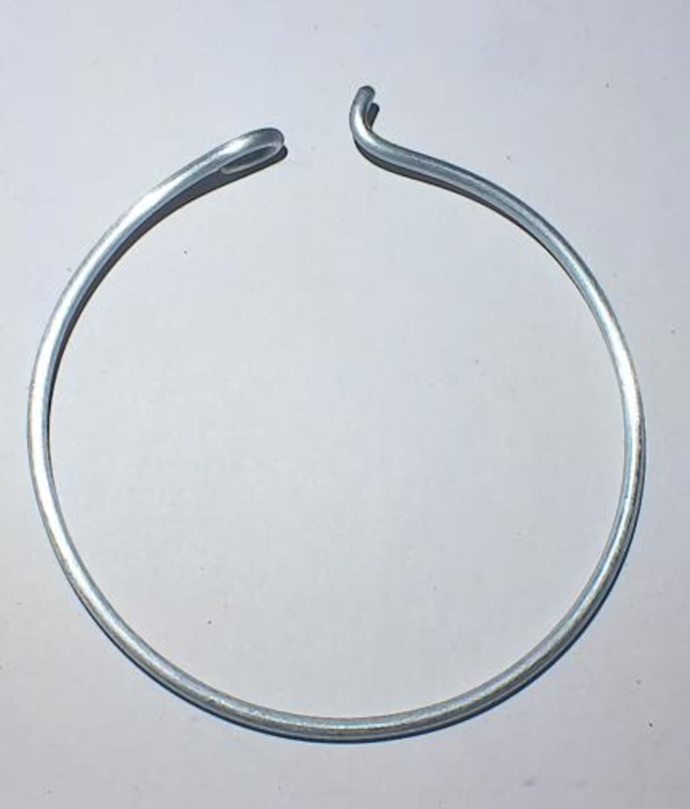 Hook Bracelet Pure Zinc or Pure Copper