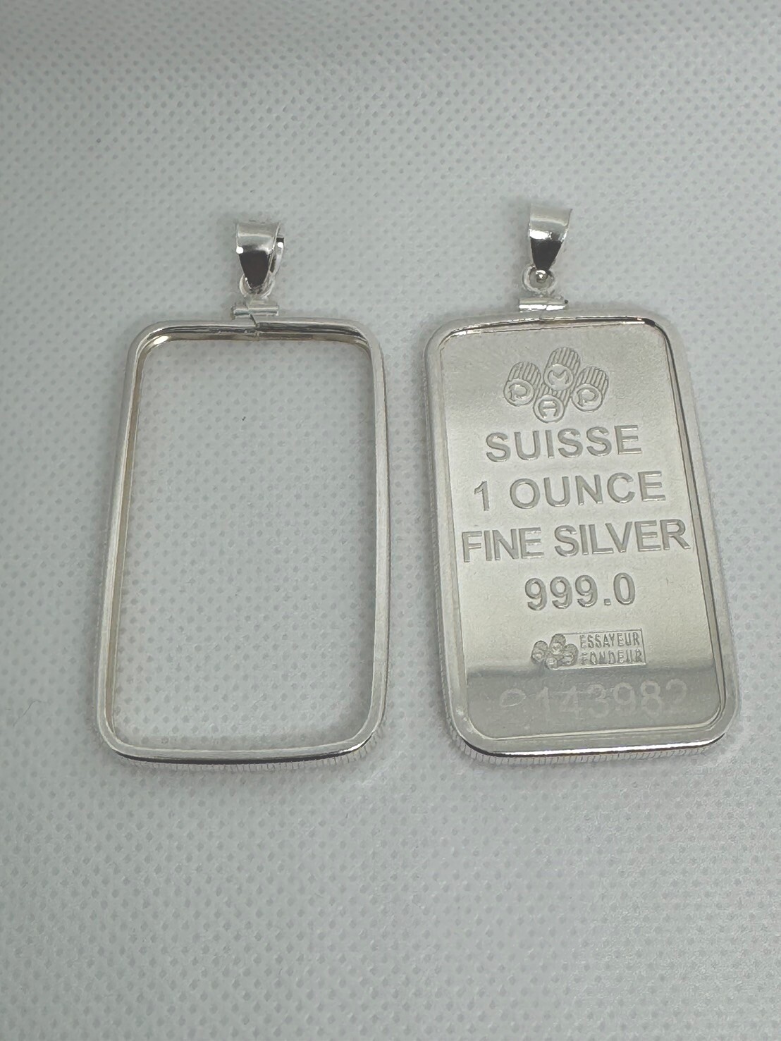 Sterling Silver bezel frame for 1 oz Pamp Lady Fortuna Silver Bar ( Bezel Only