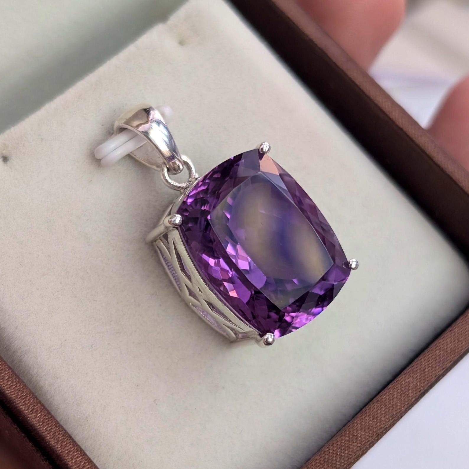 50.65 Ct Natural Purple Amethyst 925 Sterling Silver Solitaire Pendant Gemstone