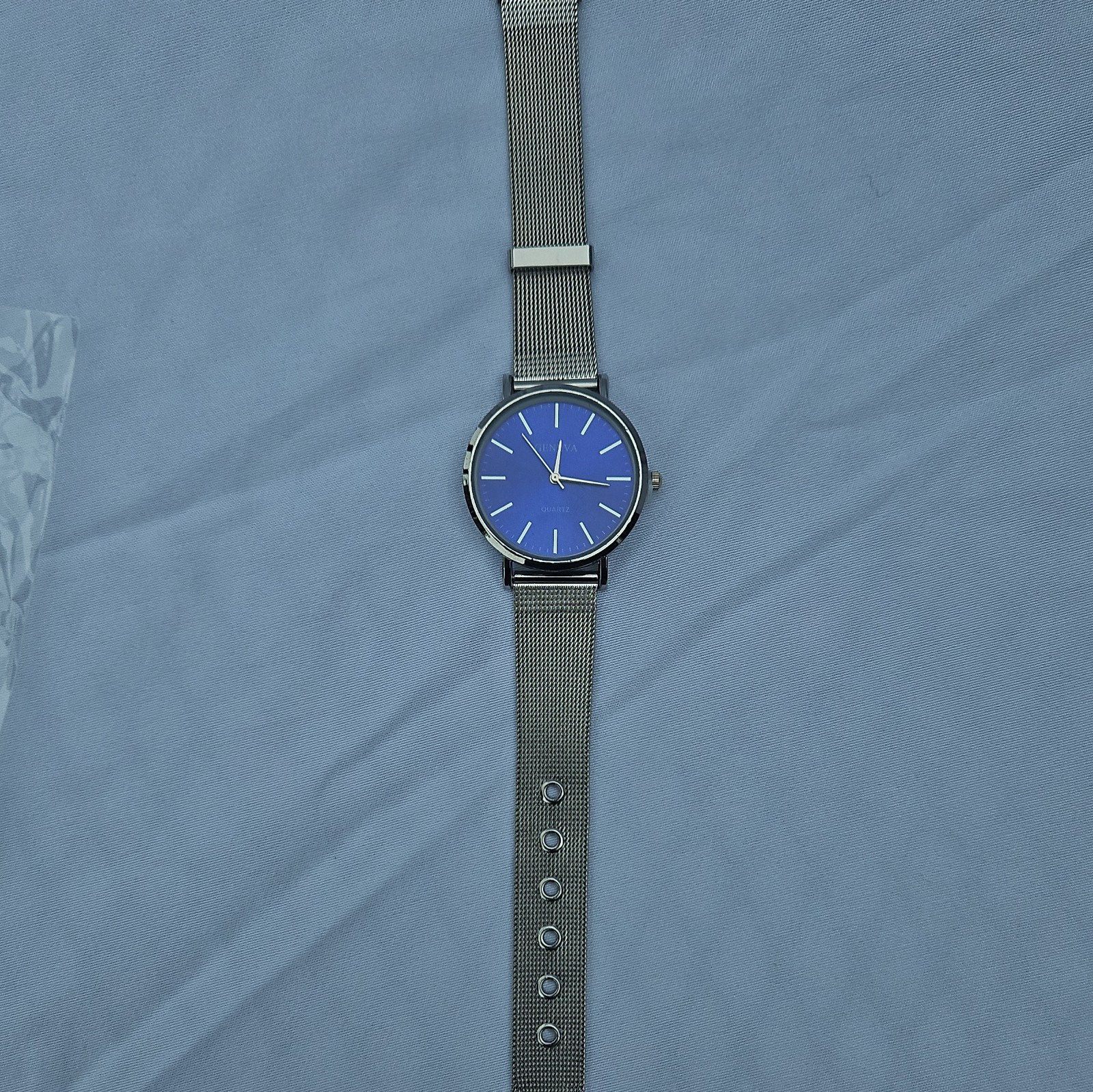 Geneva Quartz Watch Blue Dial Stick Indexes Silver Mesh Band Round 12-Hour