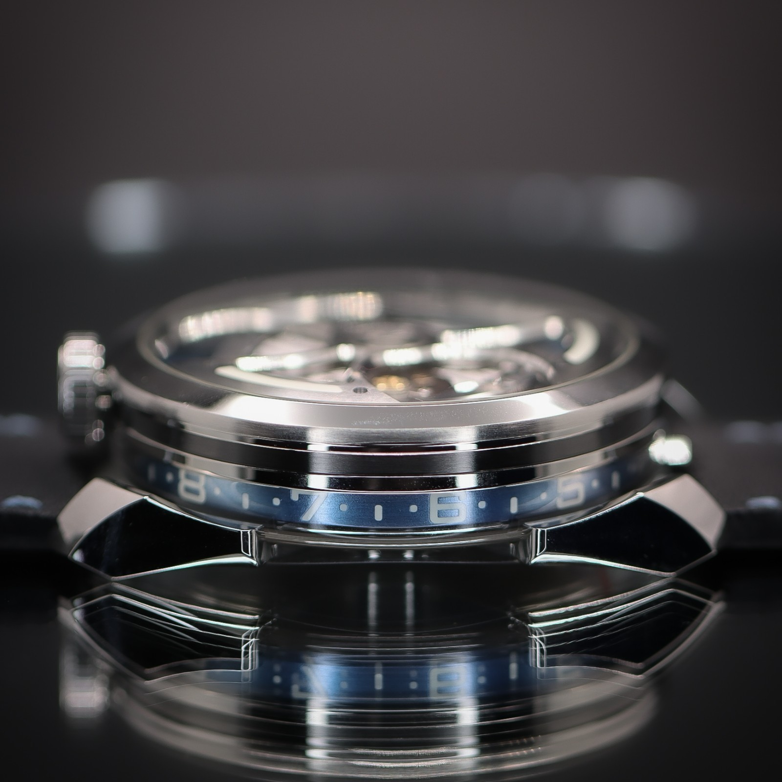 M.A.D. EDITIONS M.A.D.1S “Ice Blue” | Stainless Steel | Ref. M.A.D.1S | Full Set