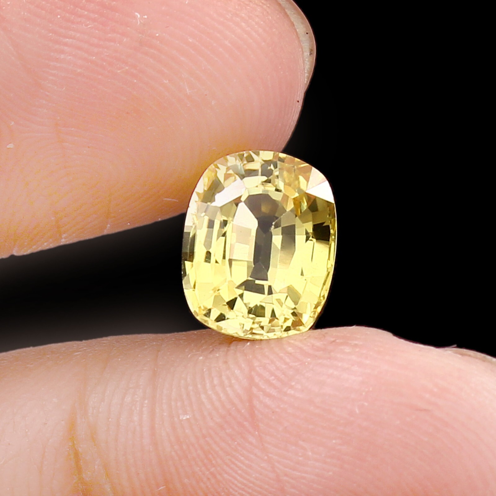 AAA Natural Flawless Ceylon Yellow Sapphire Loose Cushion Cut Gemstone 10x8MM