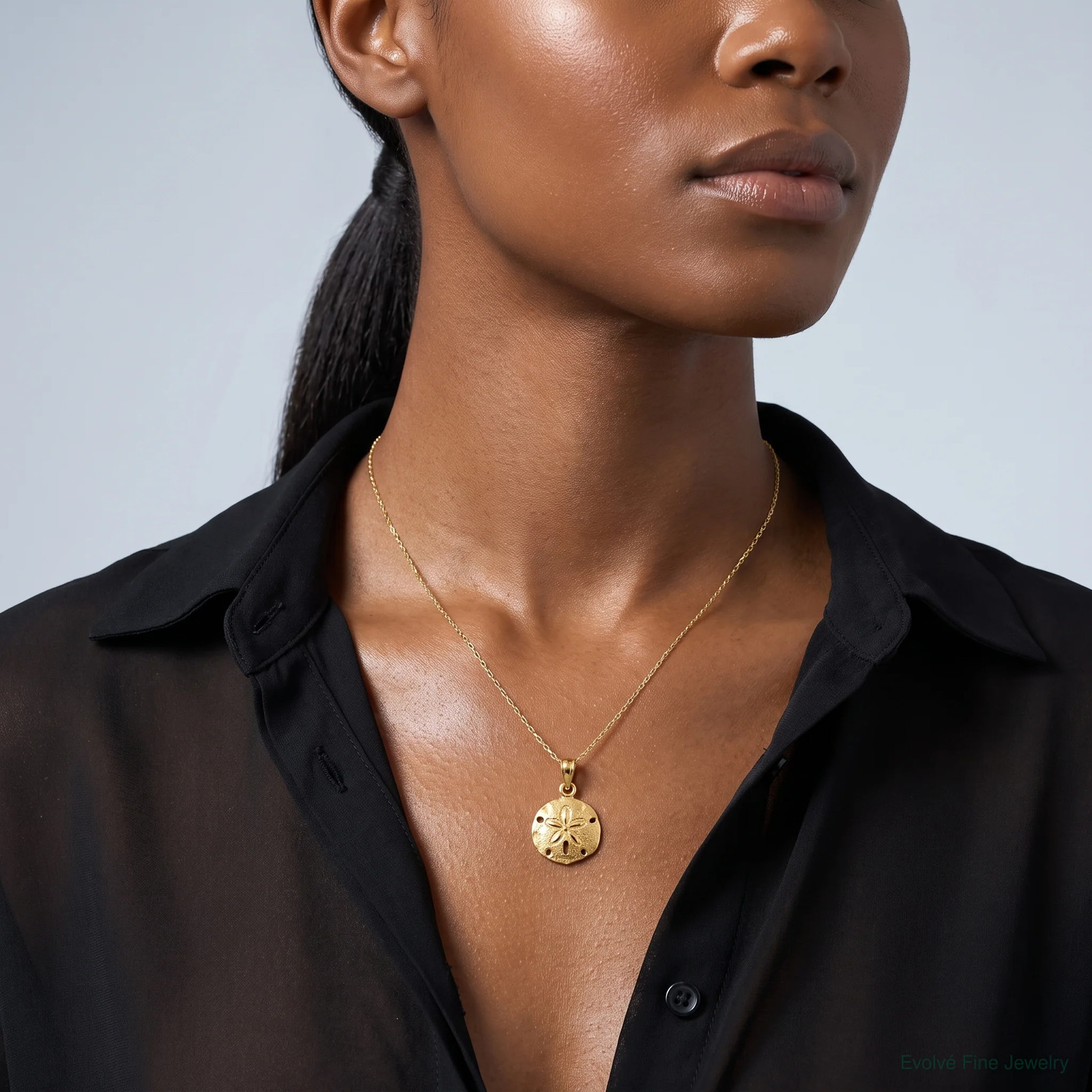 10K / 14K Yellow Gold Sand Dollar Pendant