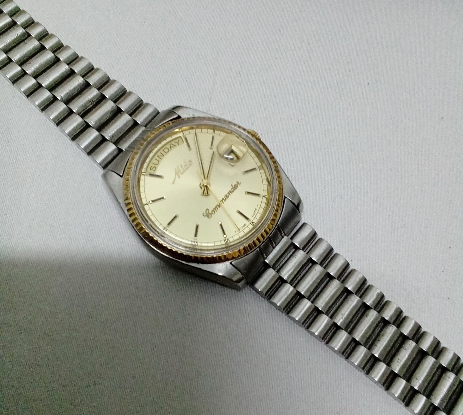 MIDO Commander Model 8223, Automatic,quick set,year 1992