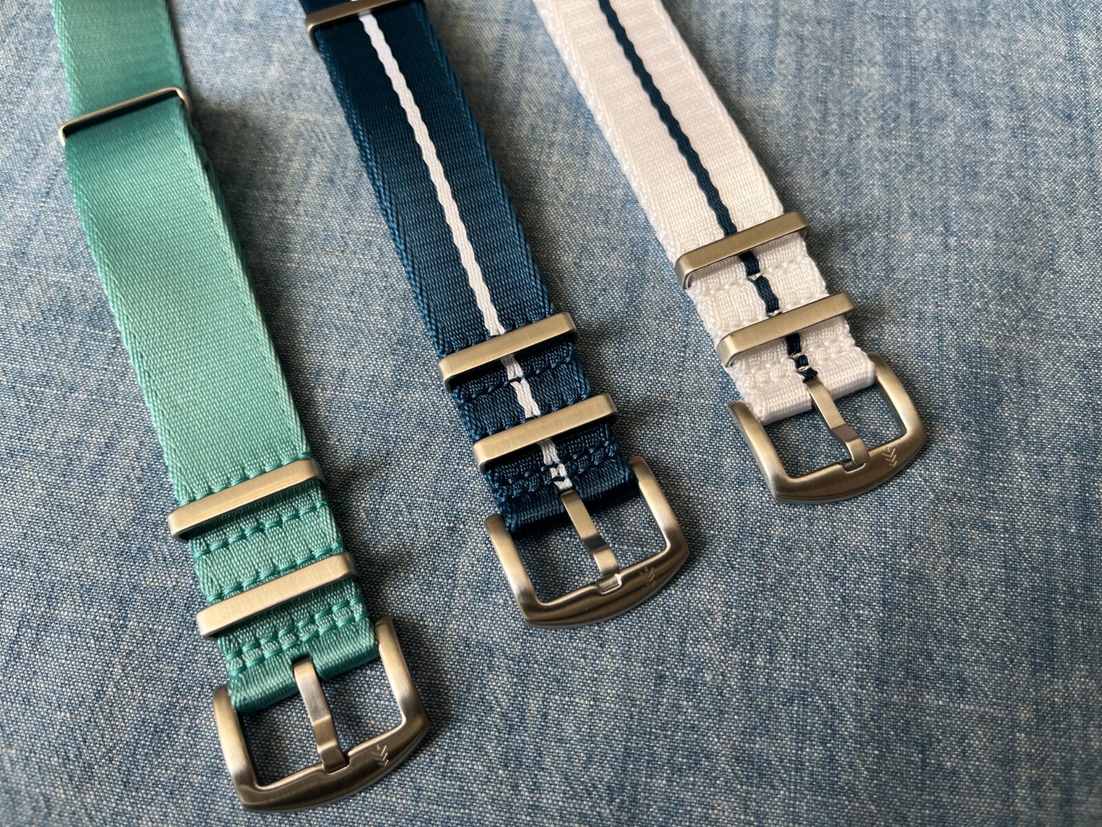 WISCASSET WATCH STRAPS Silky Sturdy Seatbelt One-Piece Military Watch Strap