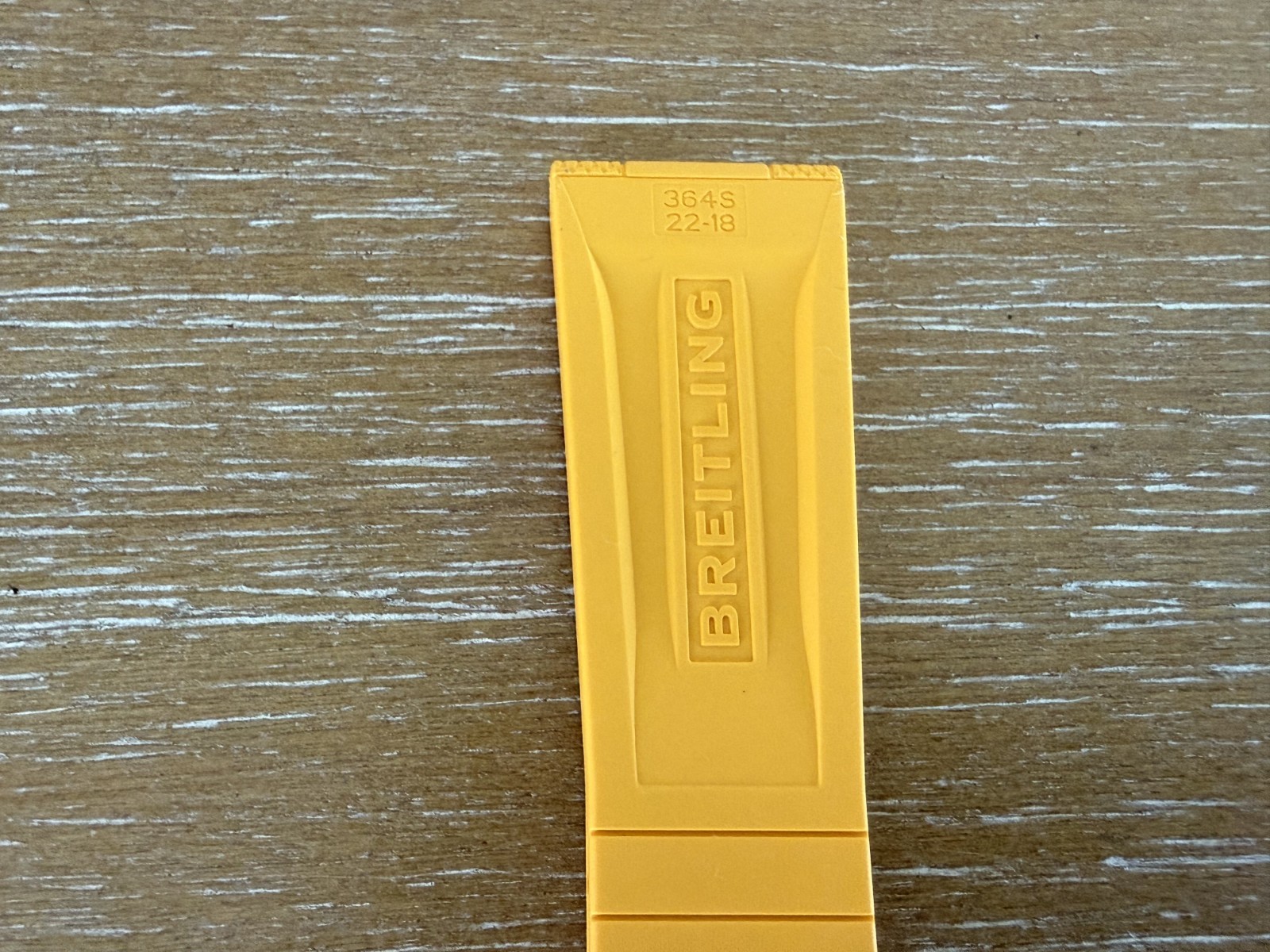 Breitling SuperOcean Diver Pro Yellow Rubber Strap Buckle A17375 22-18mm 364S