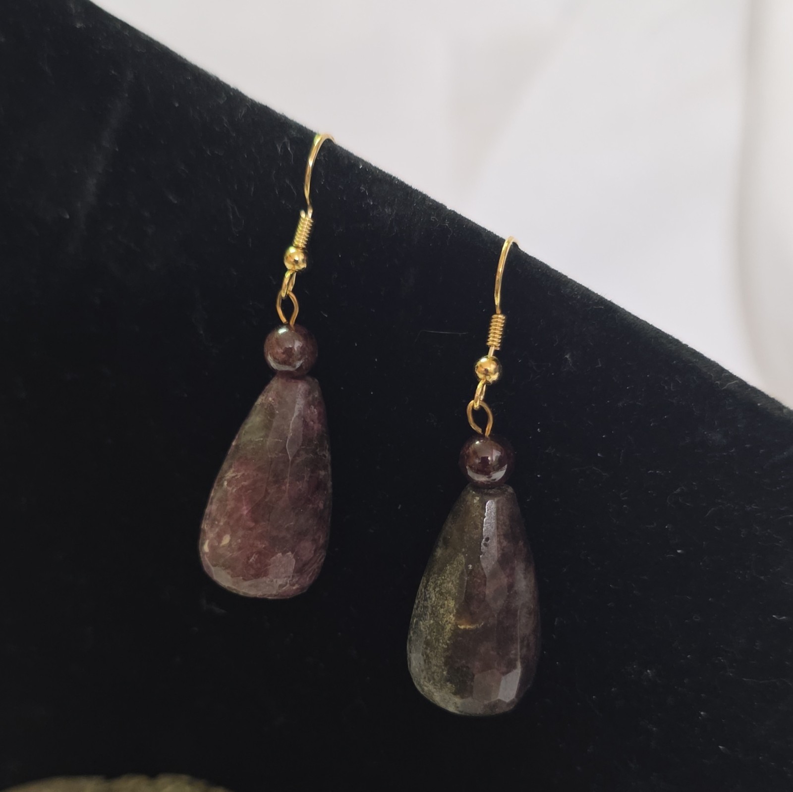 Purple & Gray Faceted Teardrop Stone Dangle/Drop Earrings, Gold Tone Hook