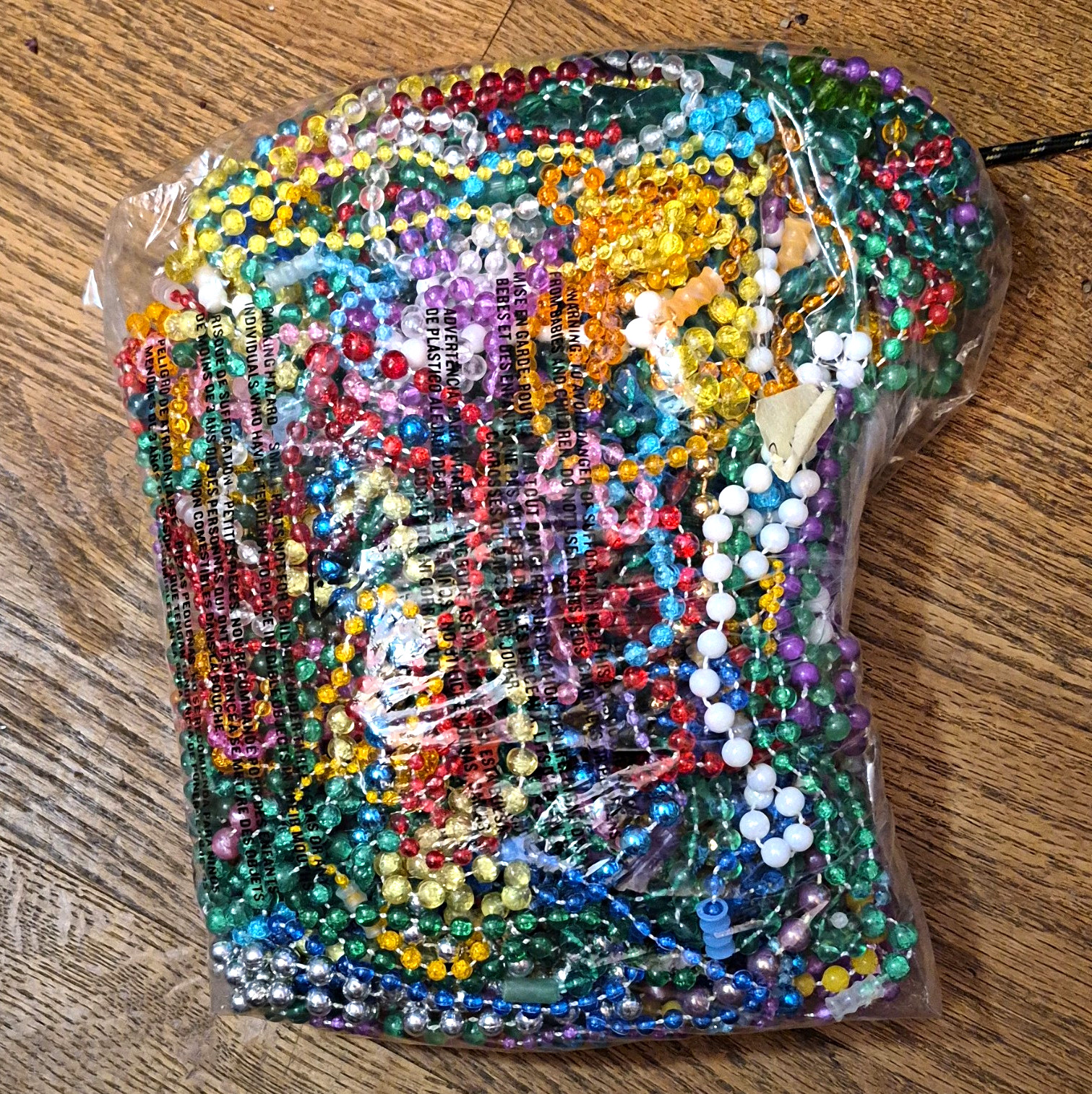 Mixed Lot Multicolor Plastic Bead Necklaces & Bead Strands, Unisex Adults