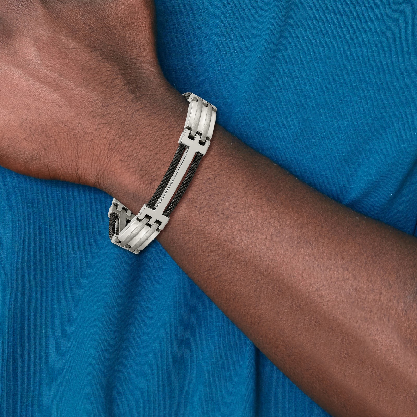 Chisel Titanium Brushed and Polished Black IP-plated 8.5 inch Bracelet TBB133
