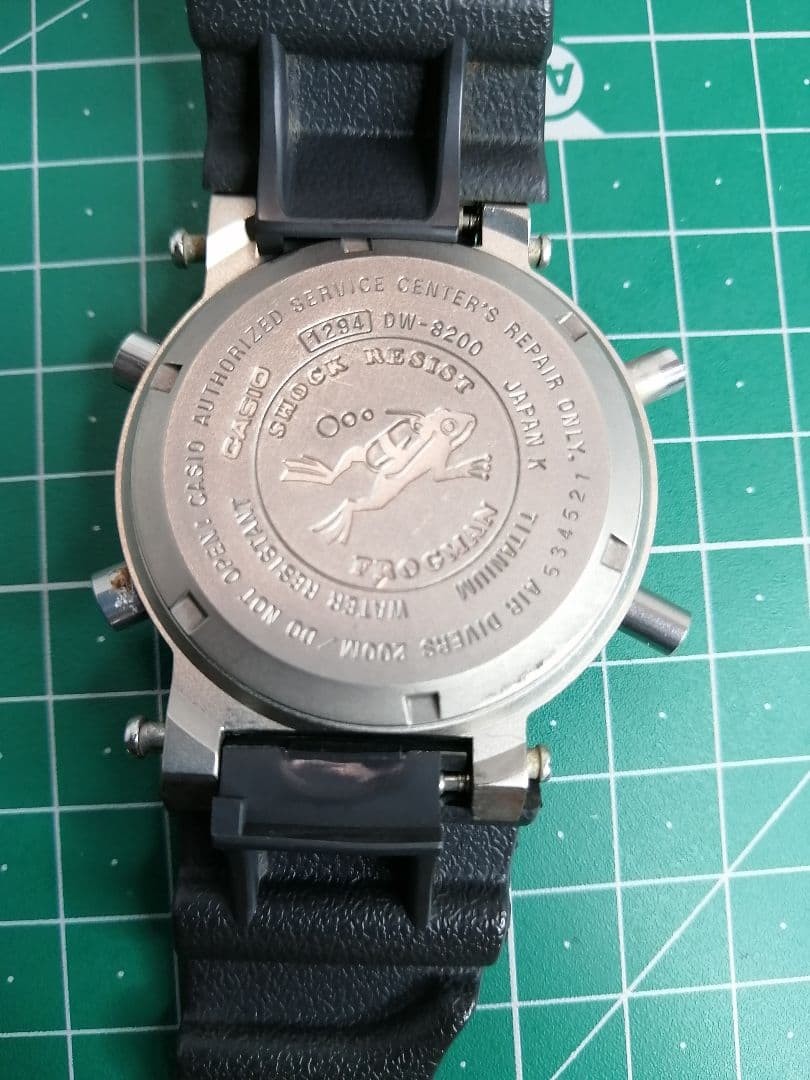 Casio G-Shock DW-8200, new battery, Frogman model, cleaned.