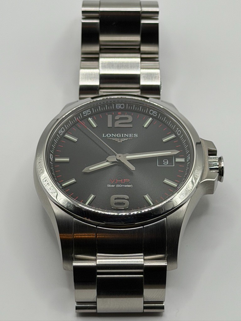 Longines Conquest V.H.P. – Pristine – Full Set – Stainless – Swiss Quartz – 41mm