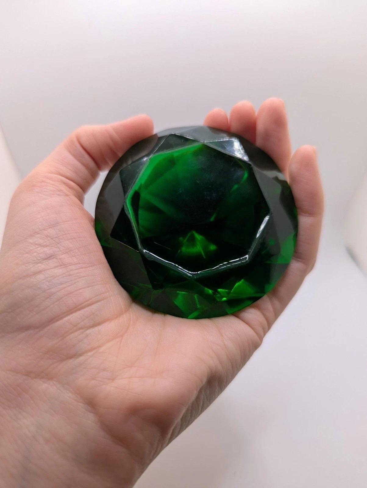 Certified 300 Ct AAA+ Natural Tsavorite Green Garnet Round Cut Loose Gemstone