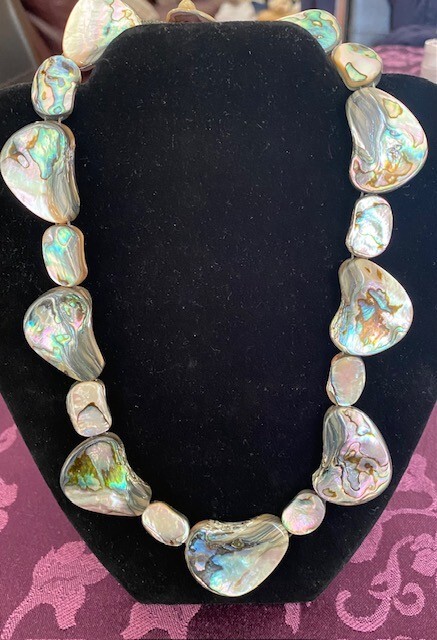 Necklace LOT RS-5 Abalone, Pink Quartz, MoP, Amethyst, Pink Coral 5 Units