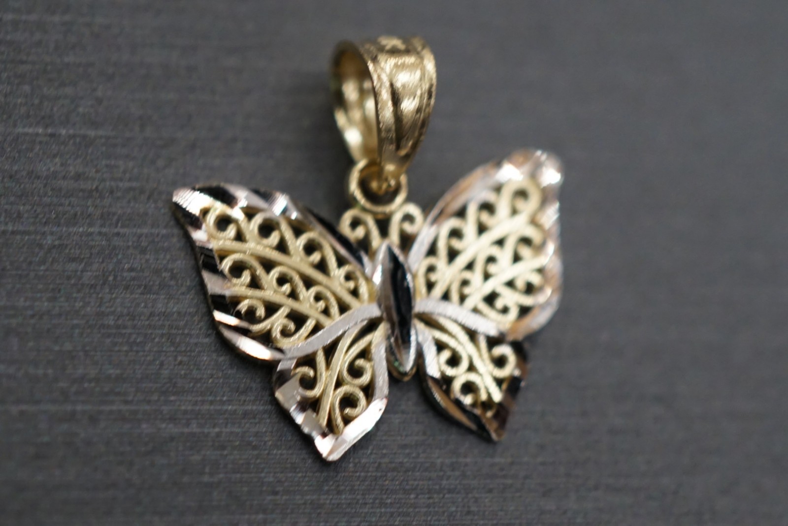 14K Solid Yellow Gold 0.5″ Two Tone Diamond-Cut Butterfly Pendant!! (#0405734)
