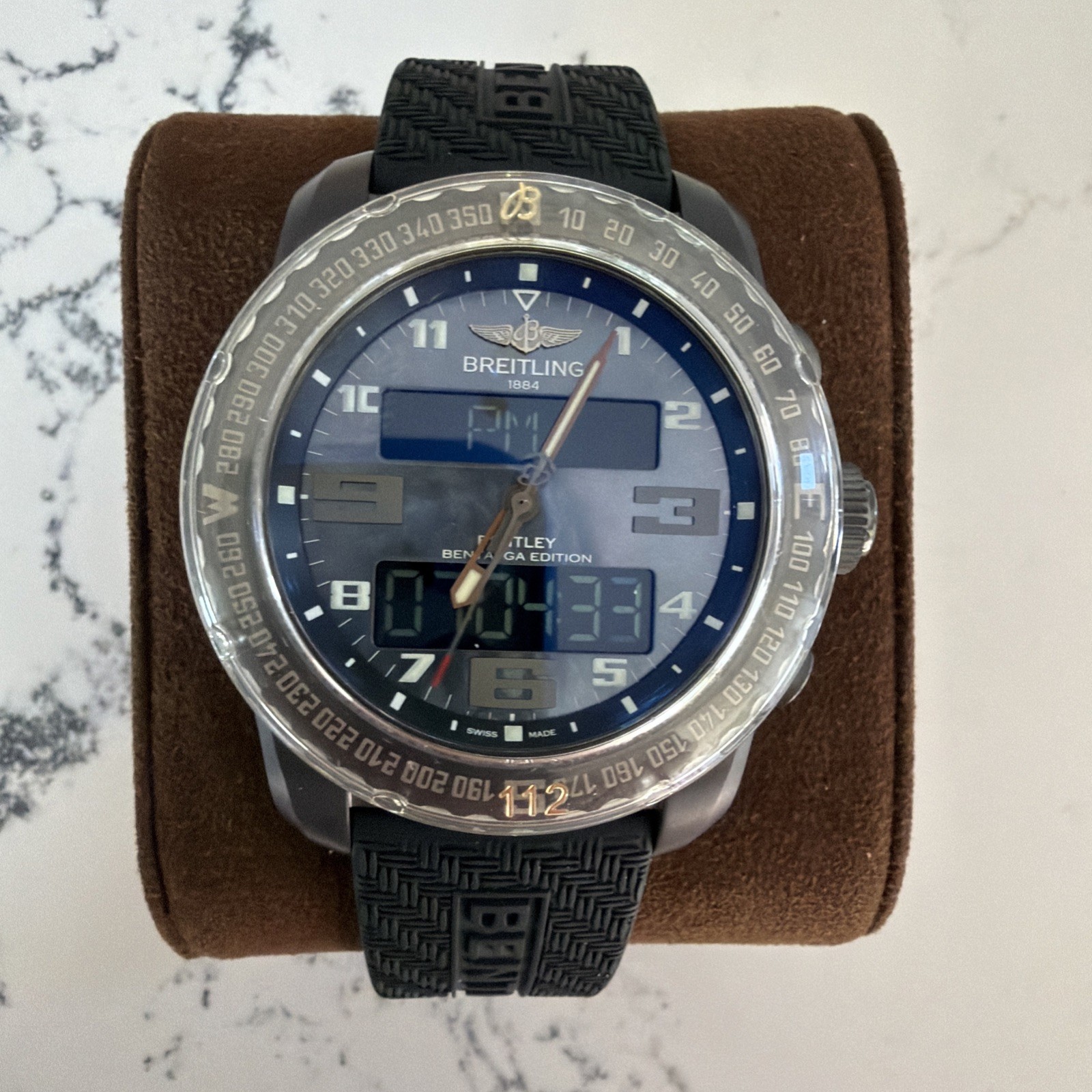Breitling Bentley Bentayga Cockpit B50 Blue Pearl Digital Dial Mens Watch VB5010