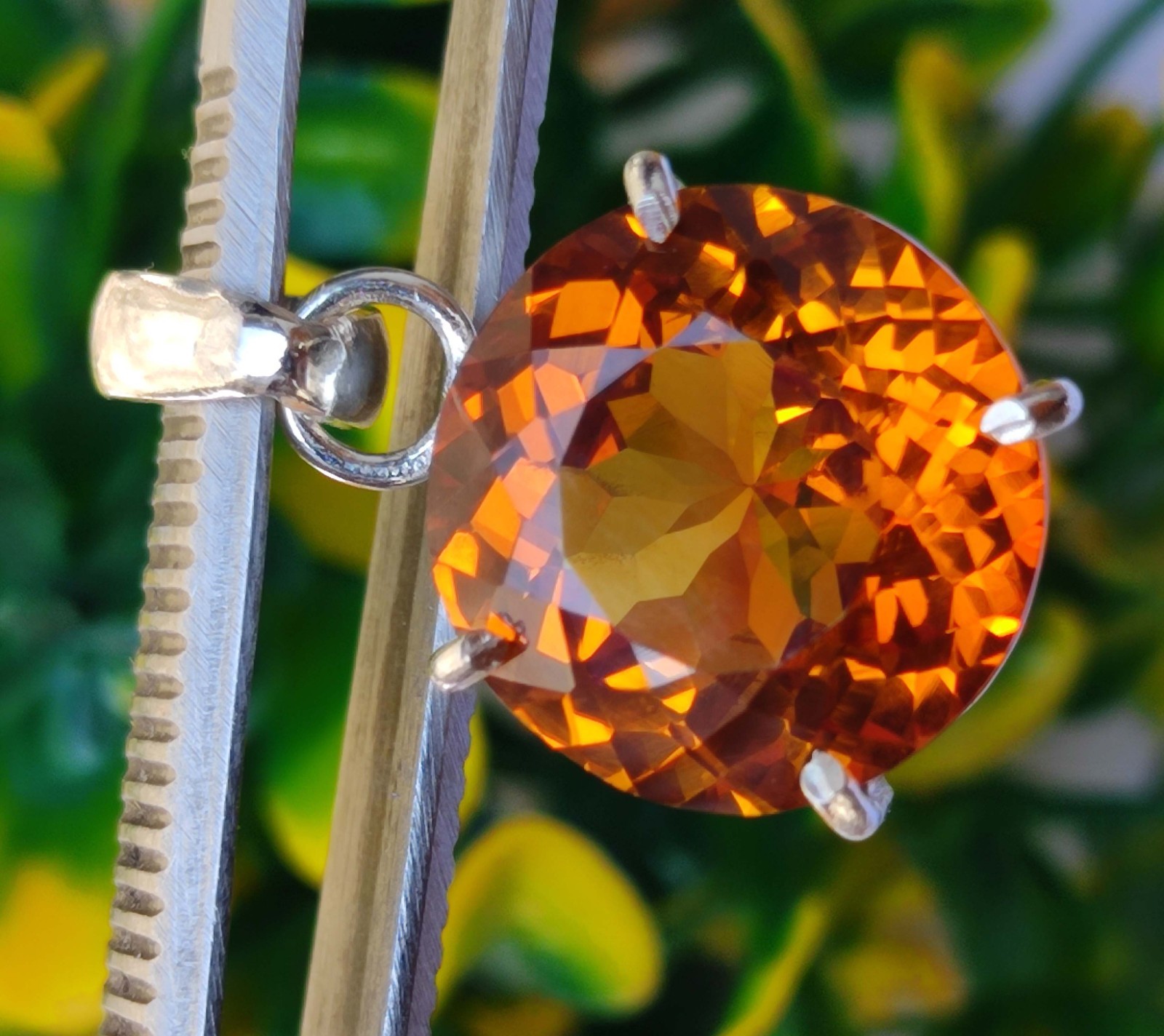 Fiery 30 Ct Natural Padparadscha Sapphire Gemstone Pendant -925 Sliver Jewelry