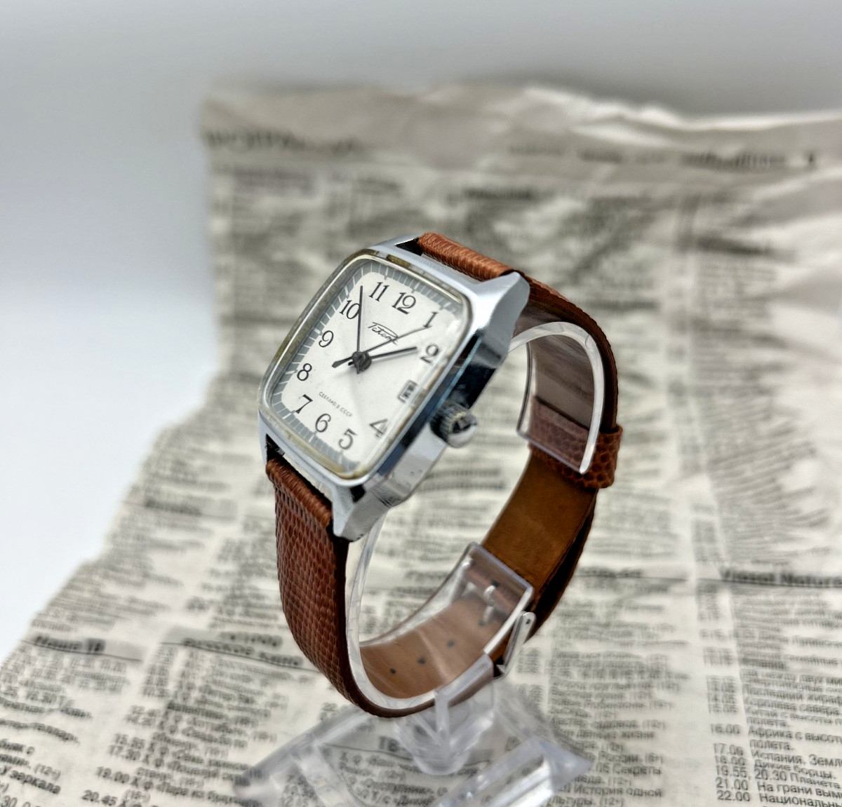 Rare Vintage Raketa (Ракета) Square Mechanical Date Watch | Cal. 2614.H | USSR