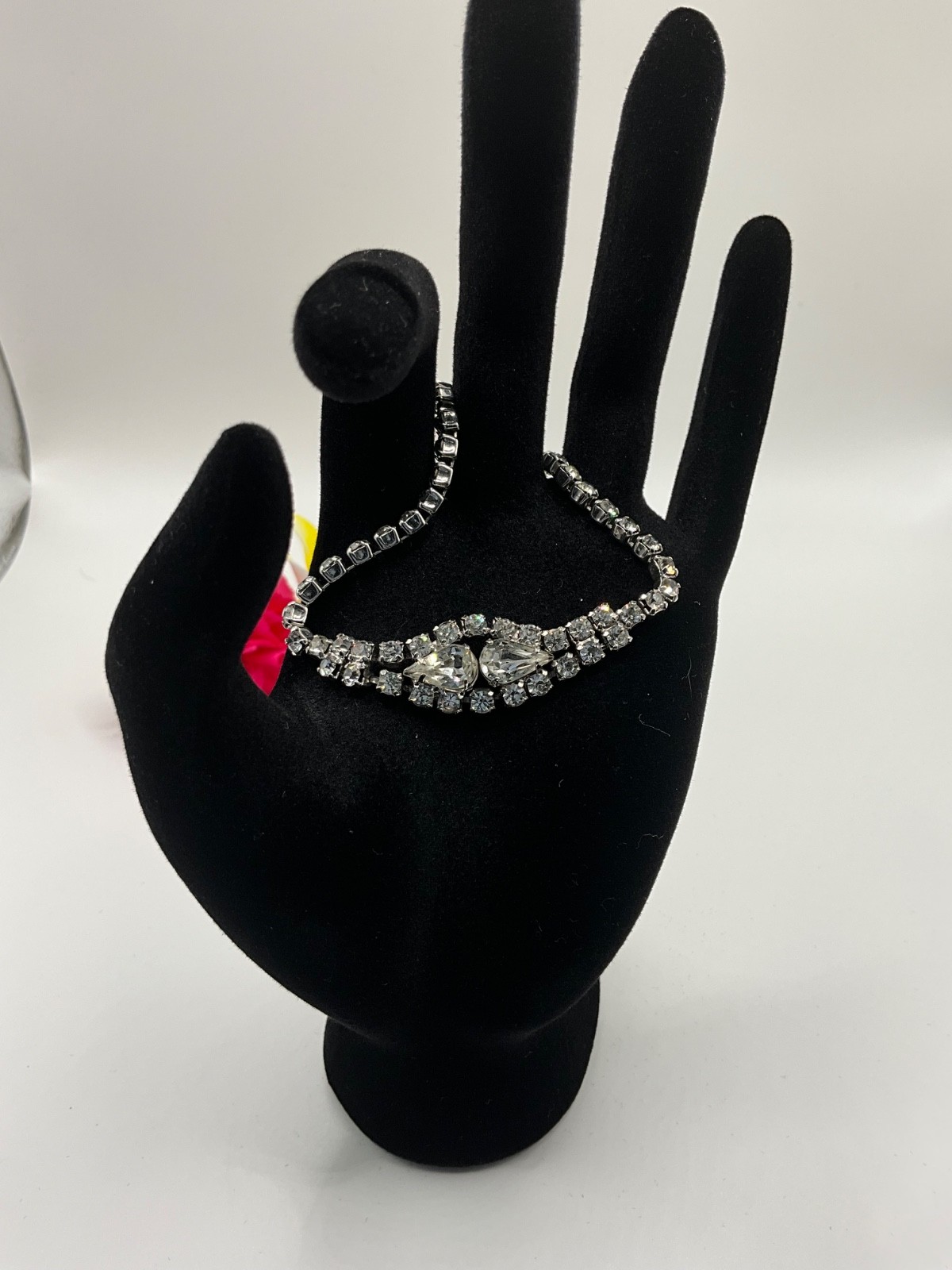 Vintage Unsigned Clear Rhinestone Tennis Bracelet Pear Cut Silver Tone 7”