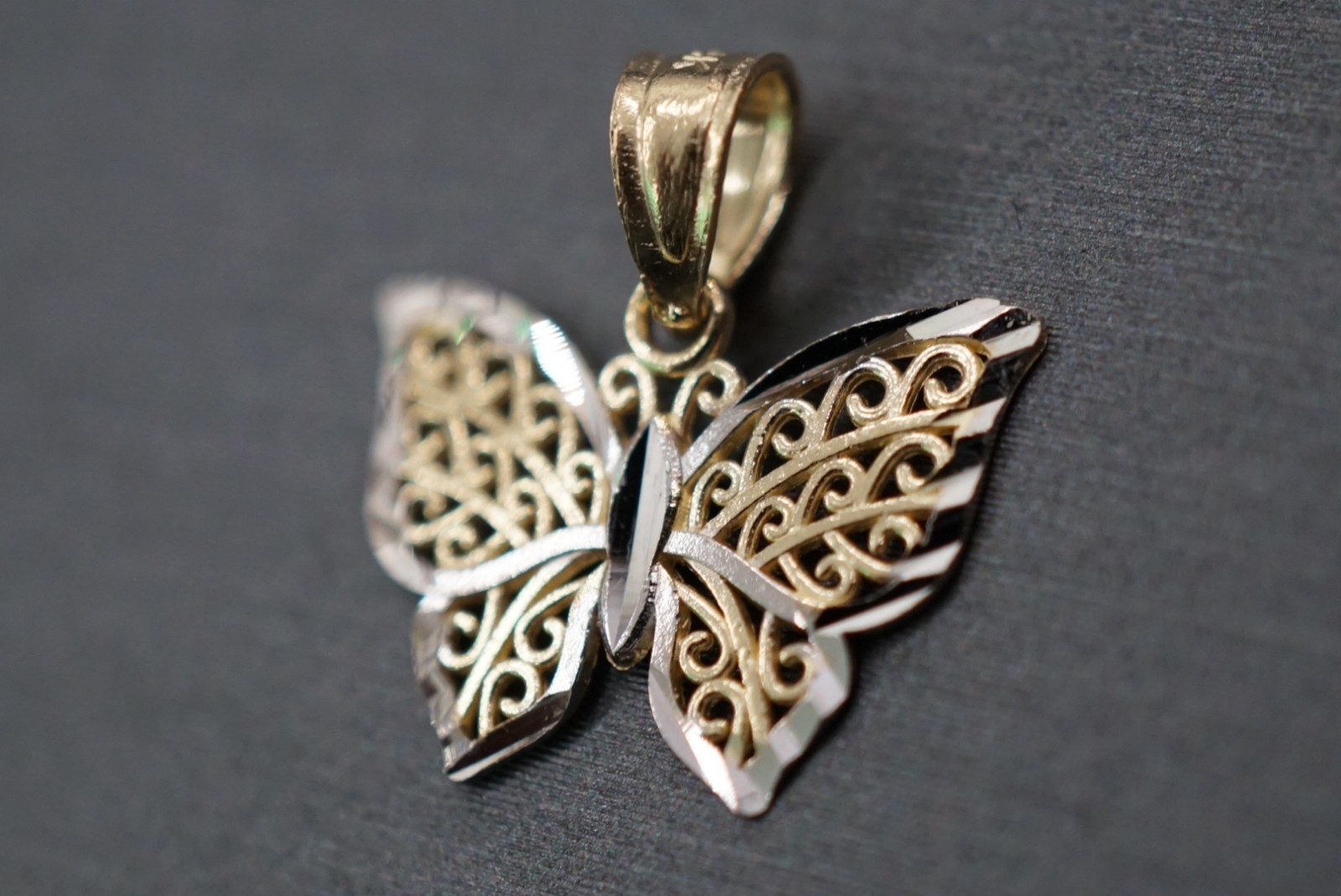 14K Solid Yellow Gold 0.5″ Two Tone Diamond-Cut Butterfly Pendant!! (#0405734)