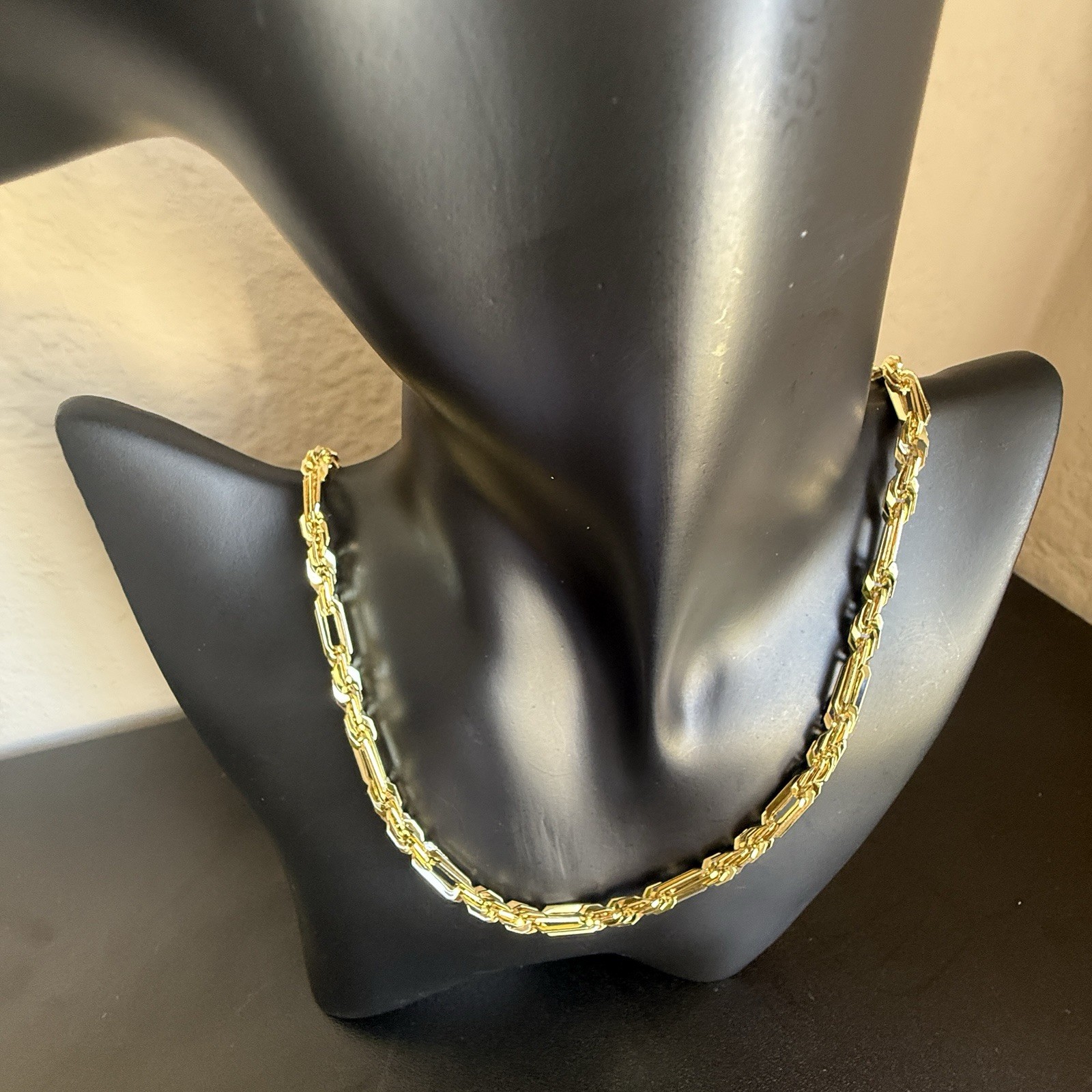 22″ Gold Plated Figaro Chain Link Paperclip Necklace NWOT