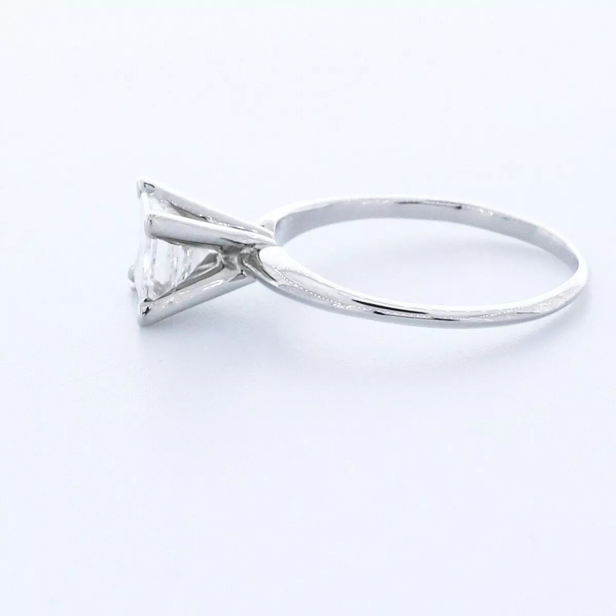 Solitaire Engagement Ring Platinum 1.07 Carat Princess Lab-Grown Diamond E VS2