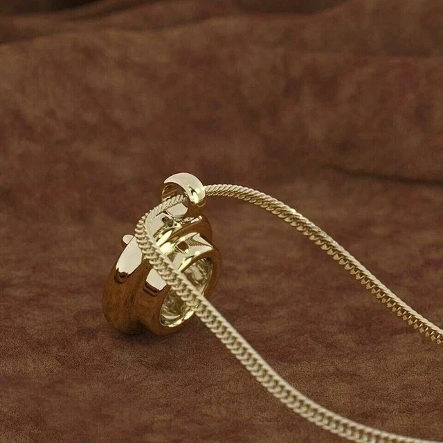 Real Moissanite 3Ct Round Cut Solitaire Beauty Pendant 14K Yellow Gold Plated