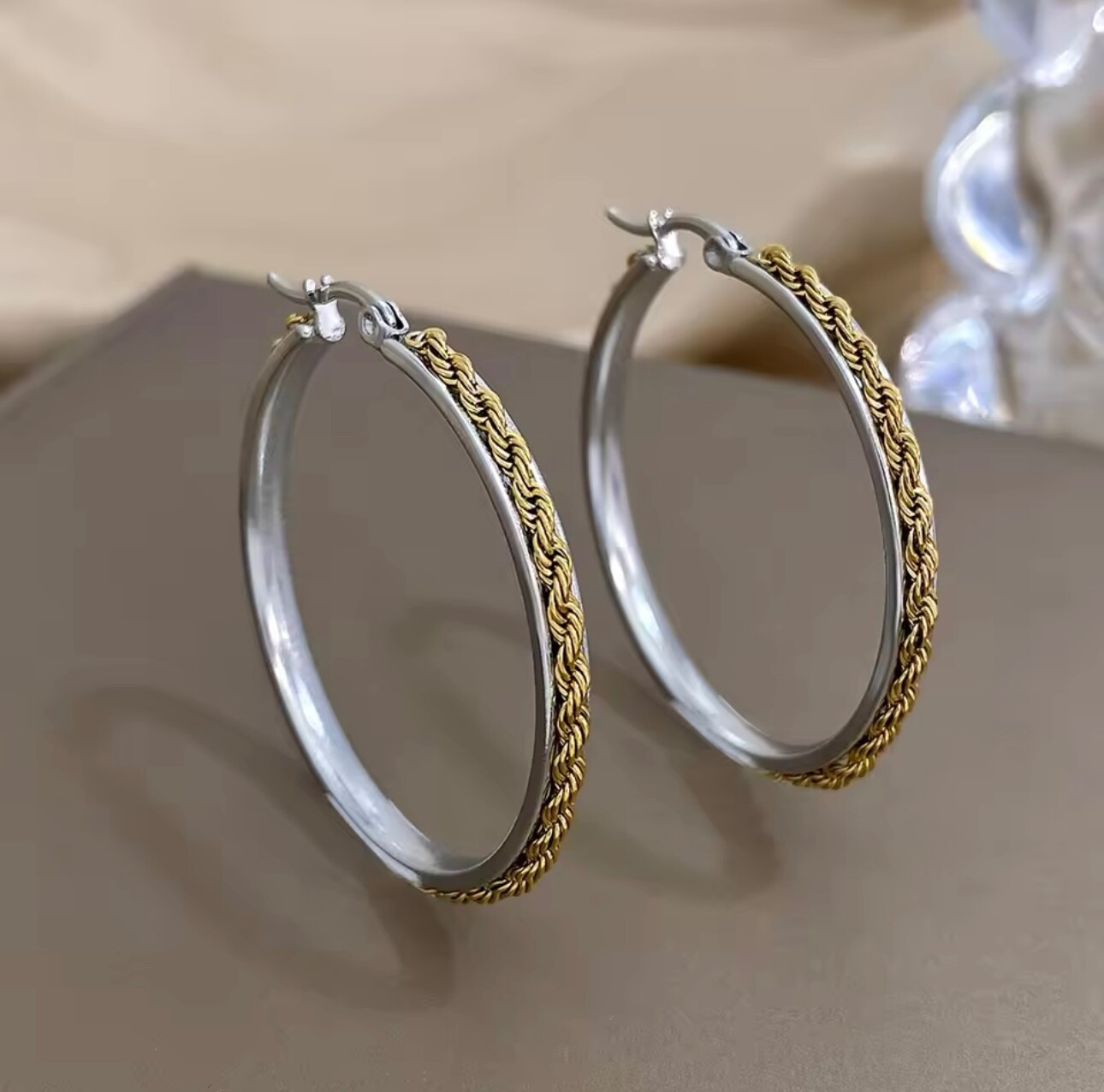ZARD Rope Chain Hoop Earrings
