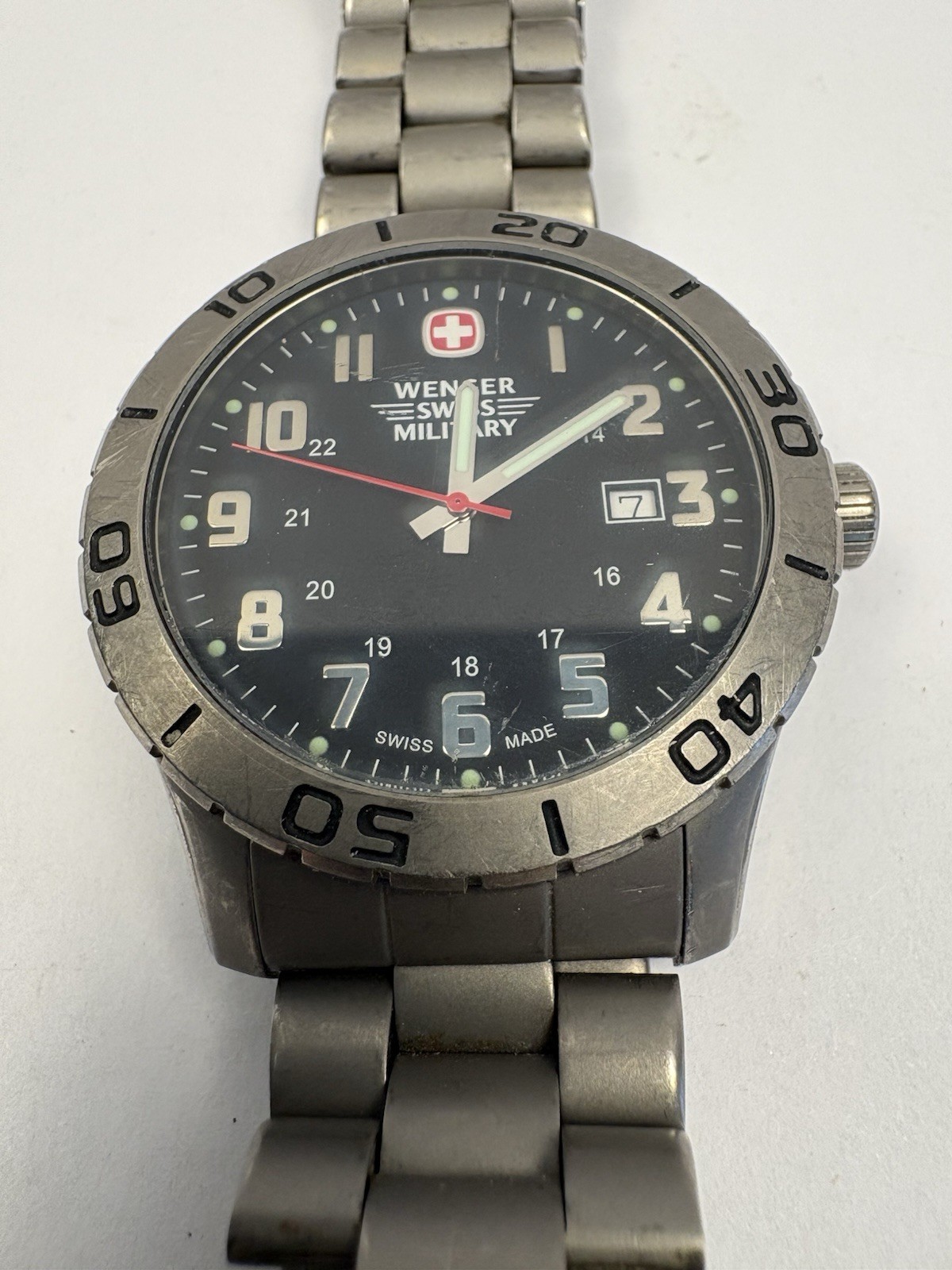 Authentic SWISS MILITAY 096-1009 100M Stainless Steel 9.5in watch Needs Battery