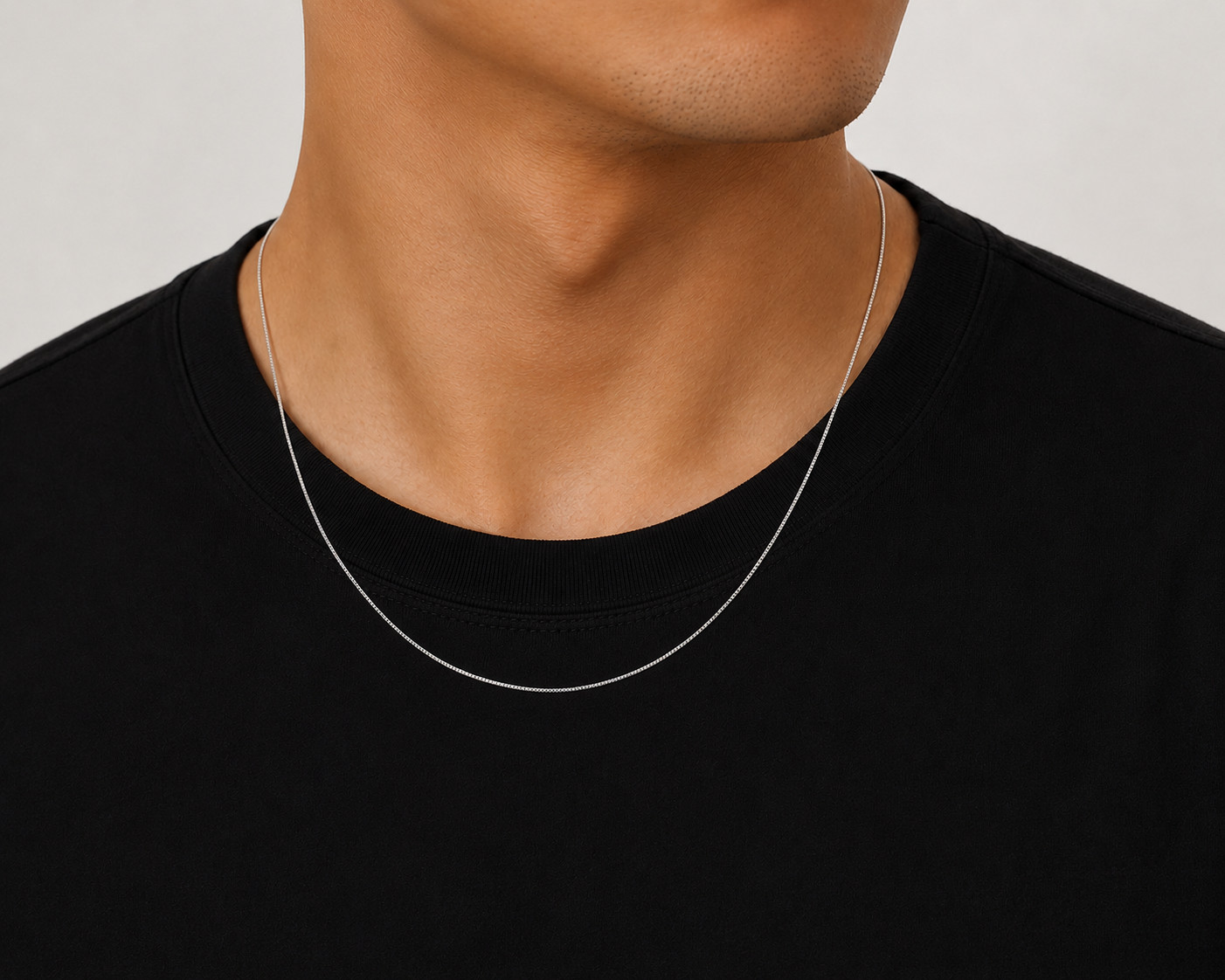 14K White Gold, 0.5mm Box Chain, 16″-24″