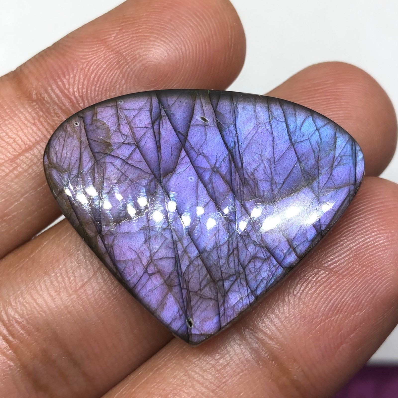 Natural Purple Labradorite Gemstone Cabochon for Jewelry 33x27x6mm 40.35 Ct