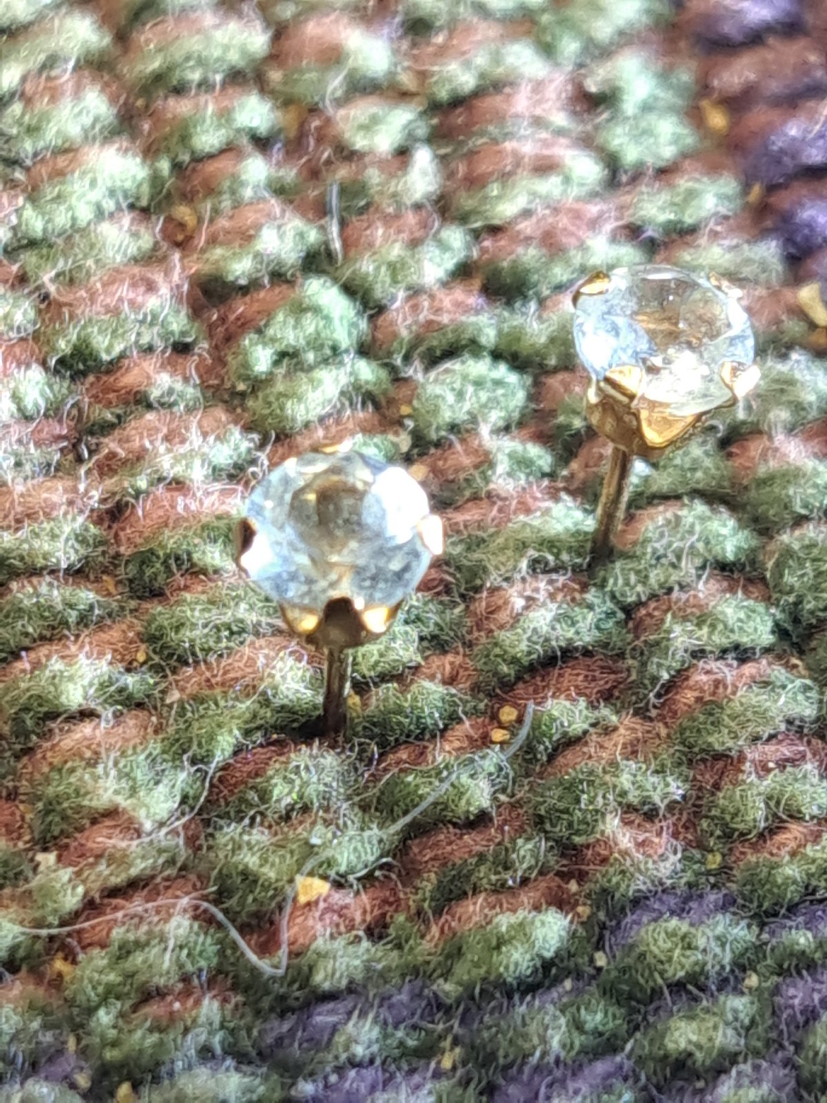 10K Solid Yellow Gold Very Light Aqua Gemstone Stud Earrings 5MM Diameter