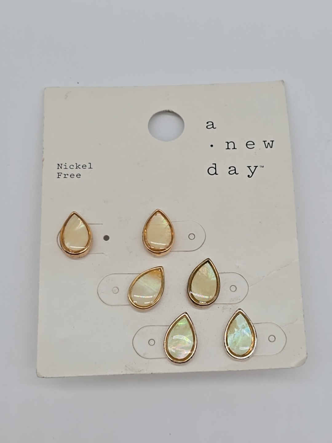 Everyday Wear Yellow Teardrop Statement Necklace and Coordinating Earrings Set