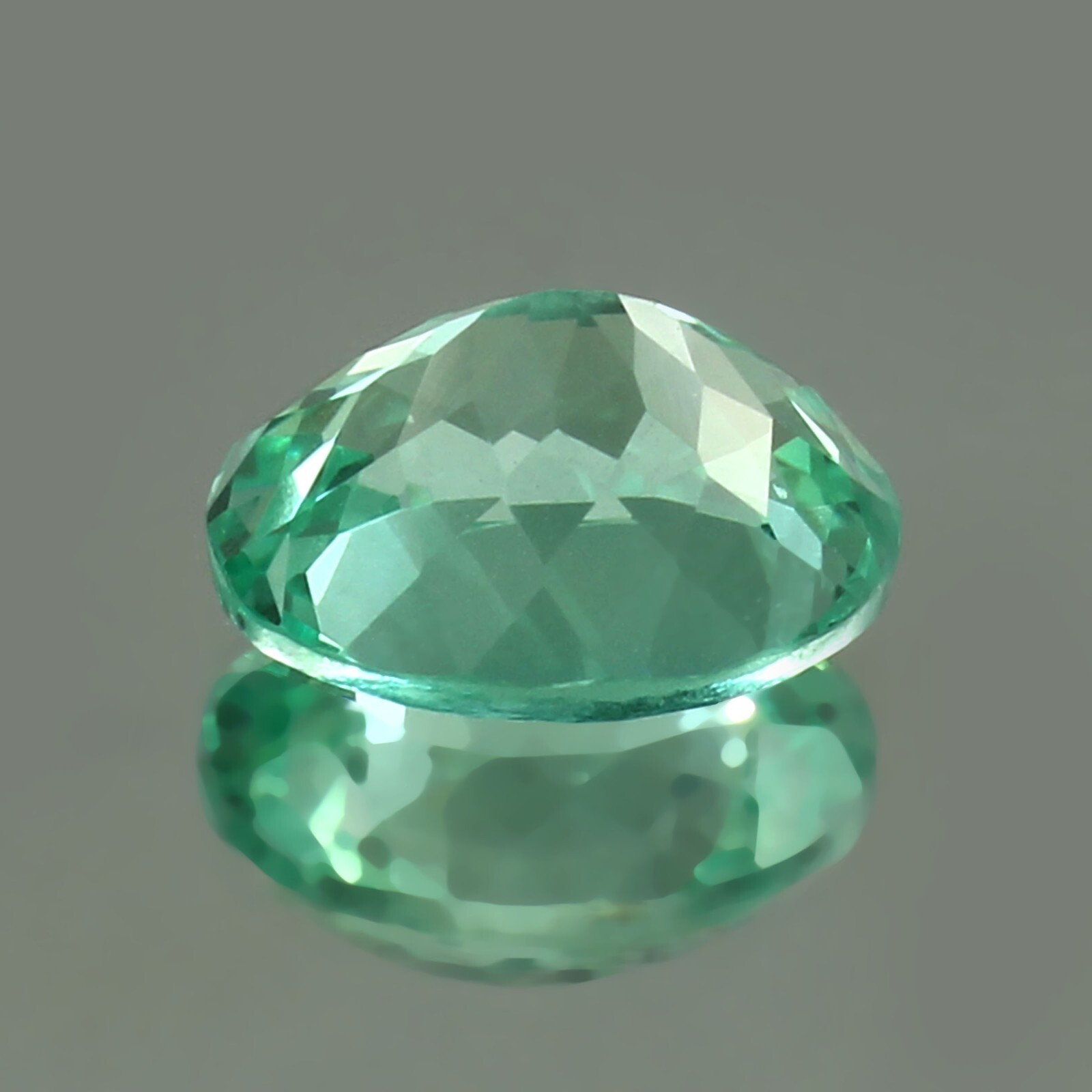 AAA Quality Natural Ceylon Green Sapphire Loose Oval Gemstone Cut 12×10 MM