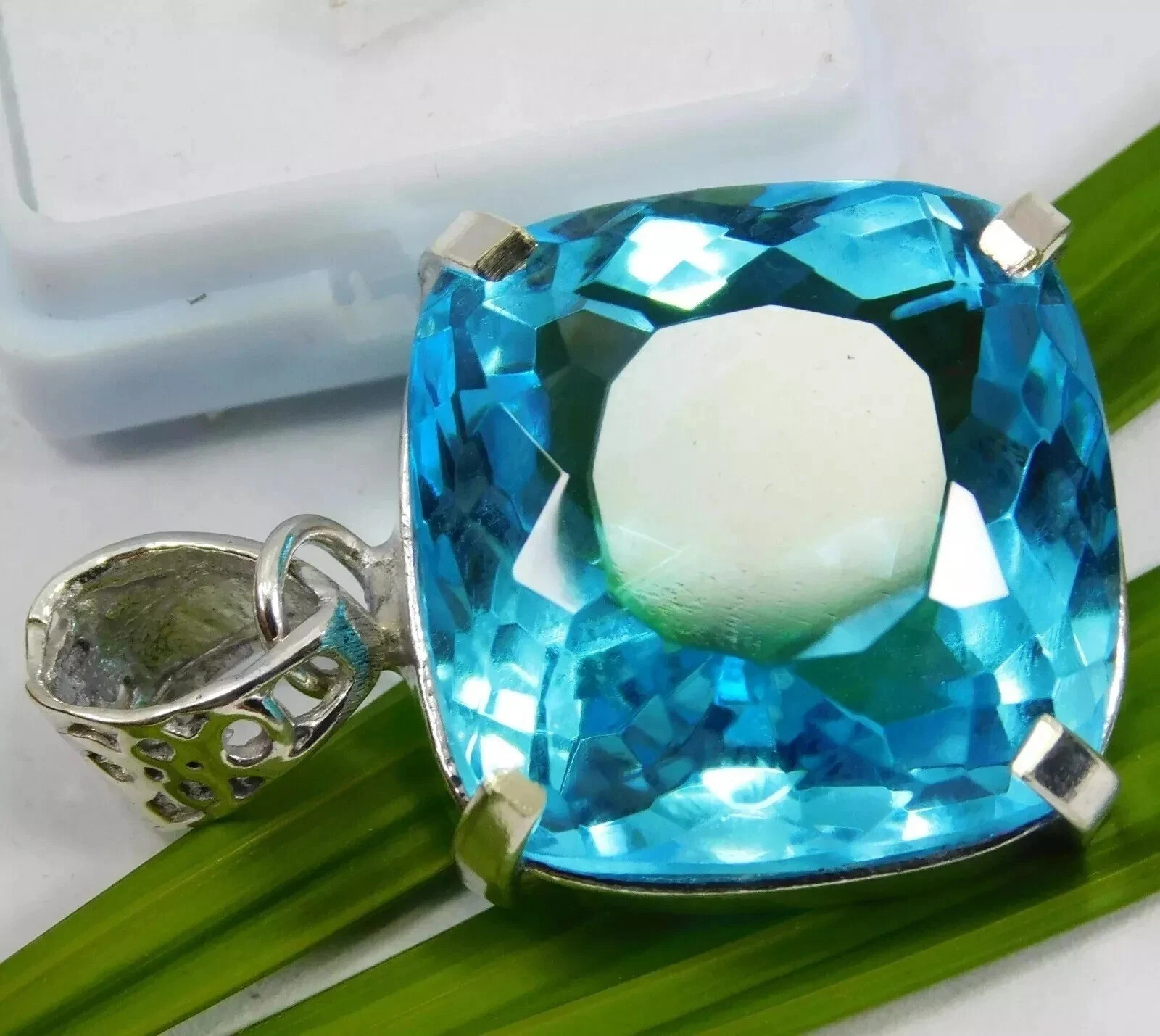 96 Ct+ Certified Natural Blue Topaz 925 Solid Silver Pendant Loose Gemstone