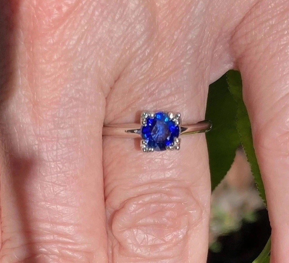 14k White Gold 1.04 Ct Ceylon Blue Sapphire Solitaire Ring Size 6.5