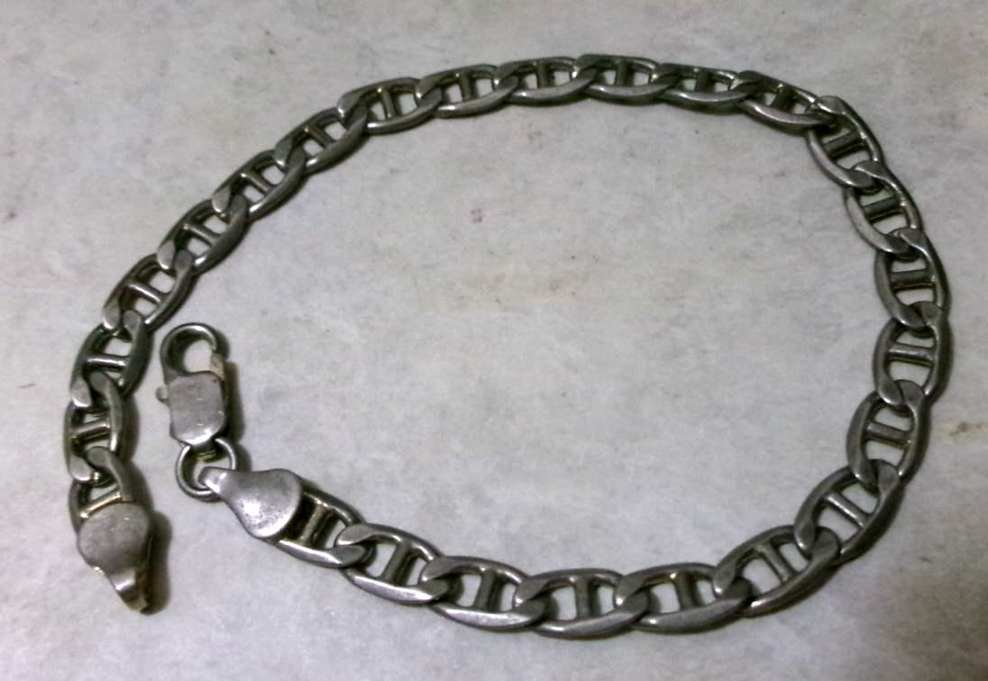7-1/8in Bracelet Sterling Silver Flat Mariner Link 6gm marked 14kt was plated