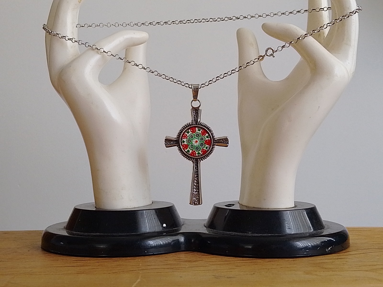 Superb 925 Sterling Silver & Millefiori Cross Necklace by Anna Marrone – 156 VE