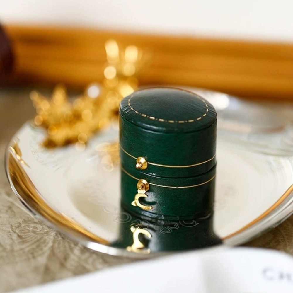 Luxury Vintage Leather Ring Boxes Engagement Wedding Ring Box Jewellery Case