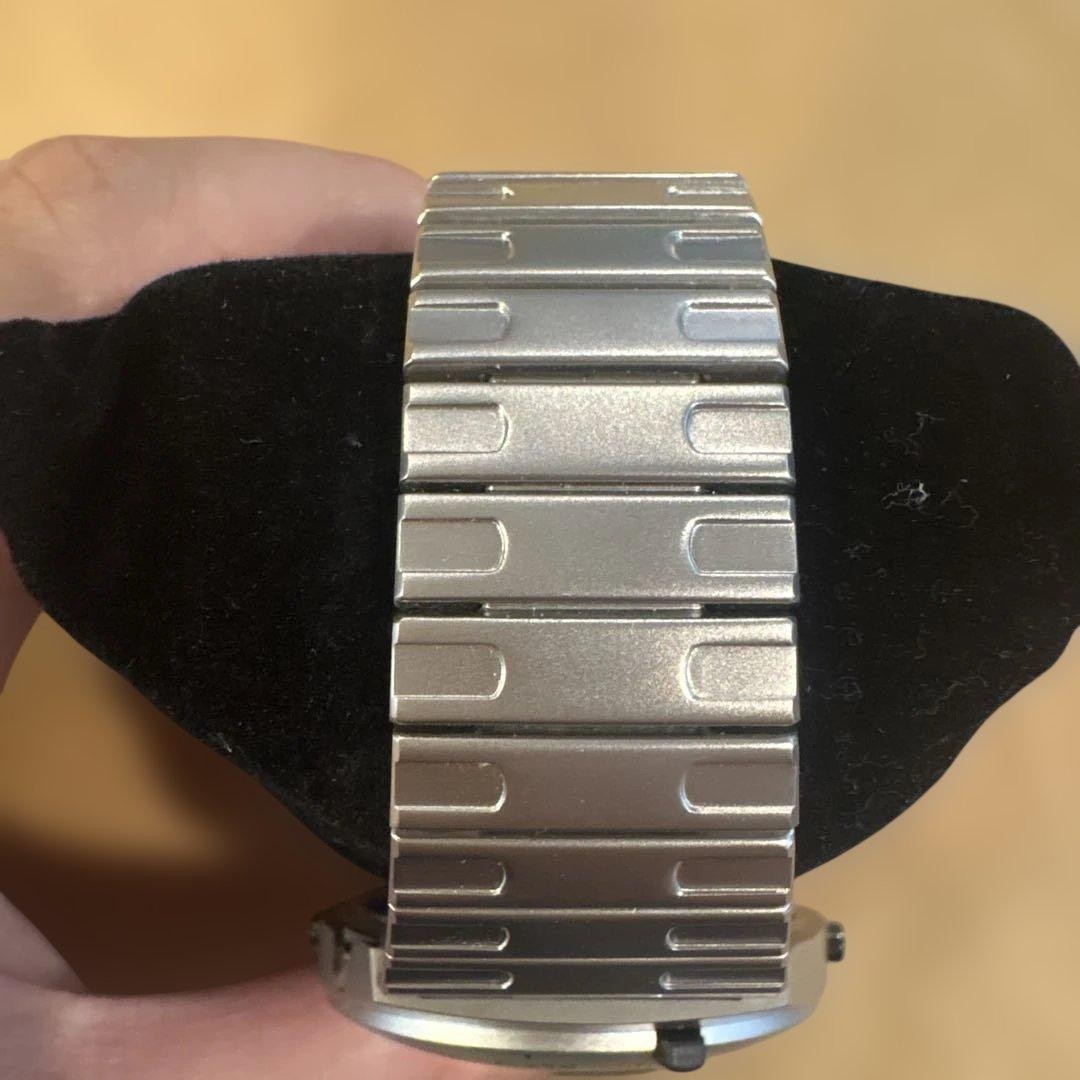 Excellent Condition Limited Edition 3000 SBJG001 Watch