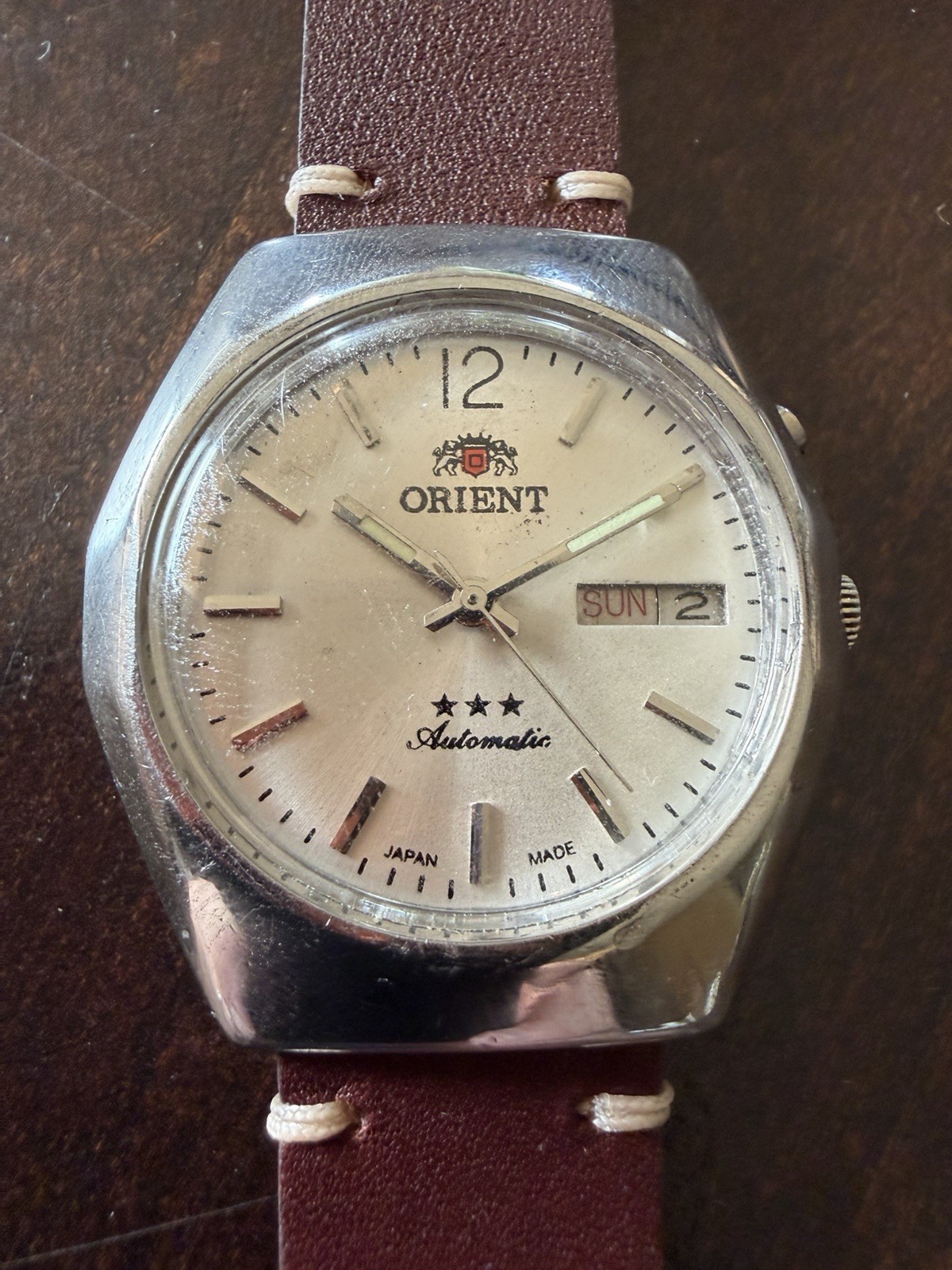 Vintage Orient Three Star Automatic Day Date Runs Great Silver Dial Japan