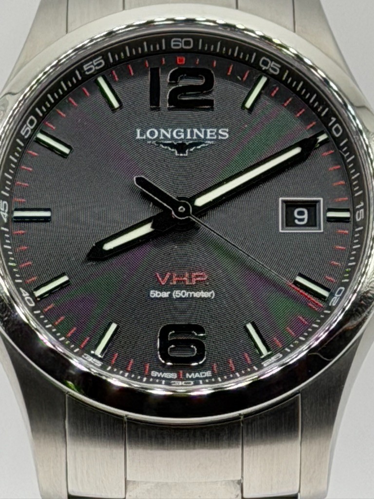Longines Conquest V.H.P. – Pristine – Full Set – Stainless – Swiss Quartz – 41mm