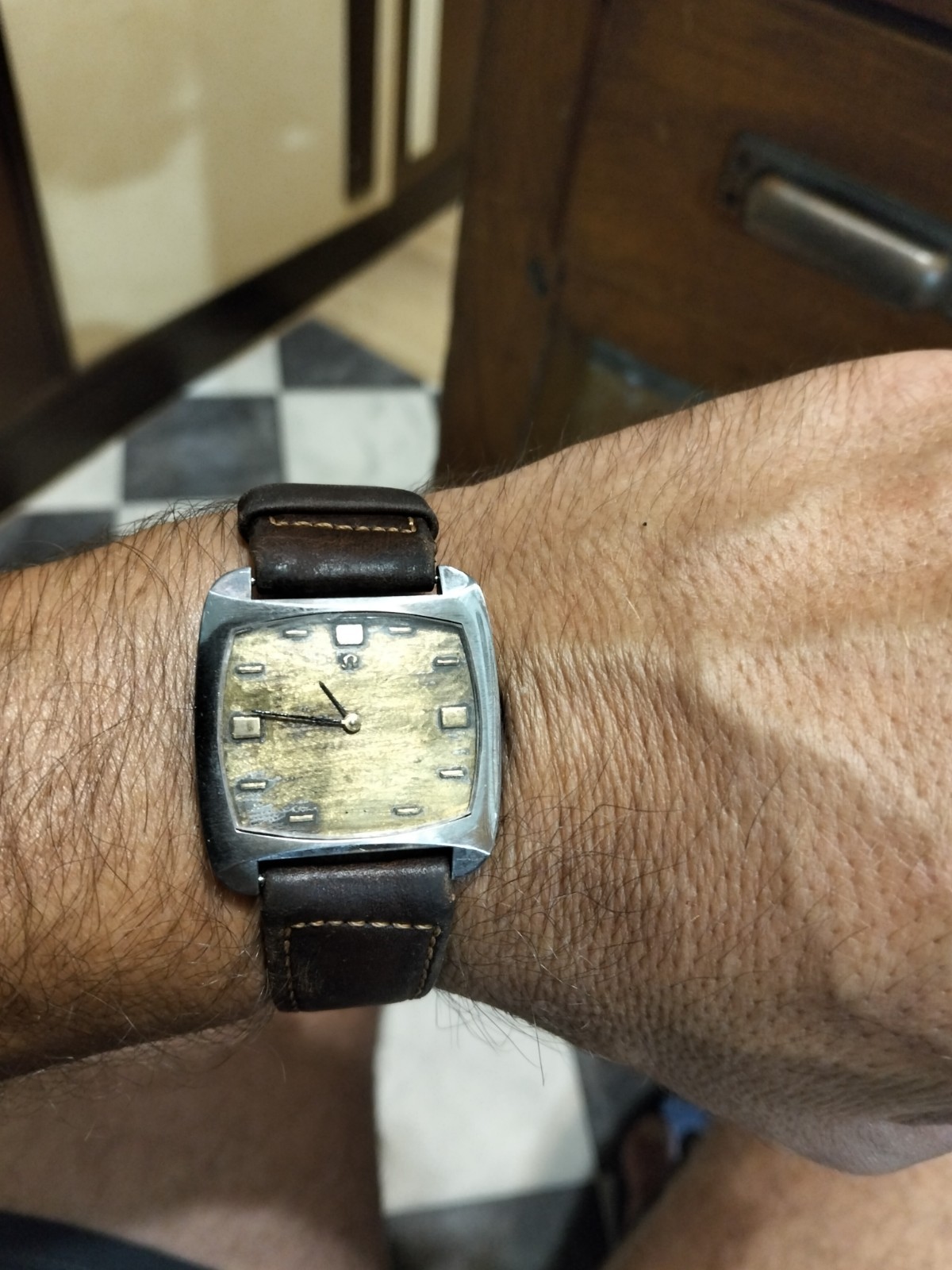 omega de ville men