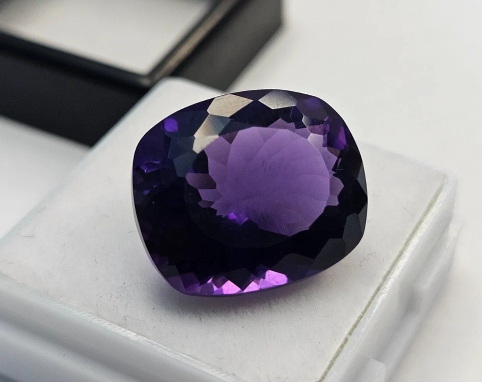 Purple Amethyst 14+ Ct Natural Cushion Cut Loose Gemstone For Ring & Stud Making