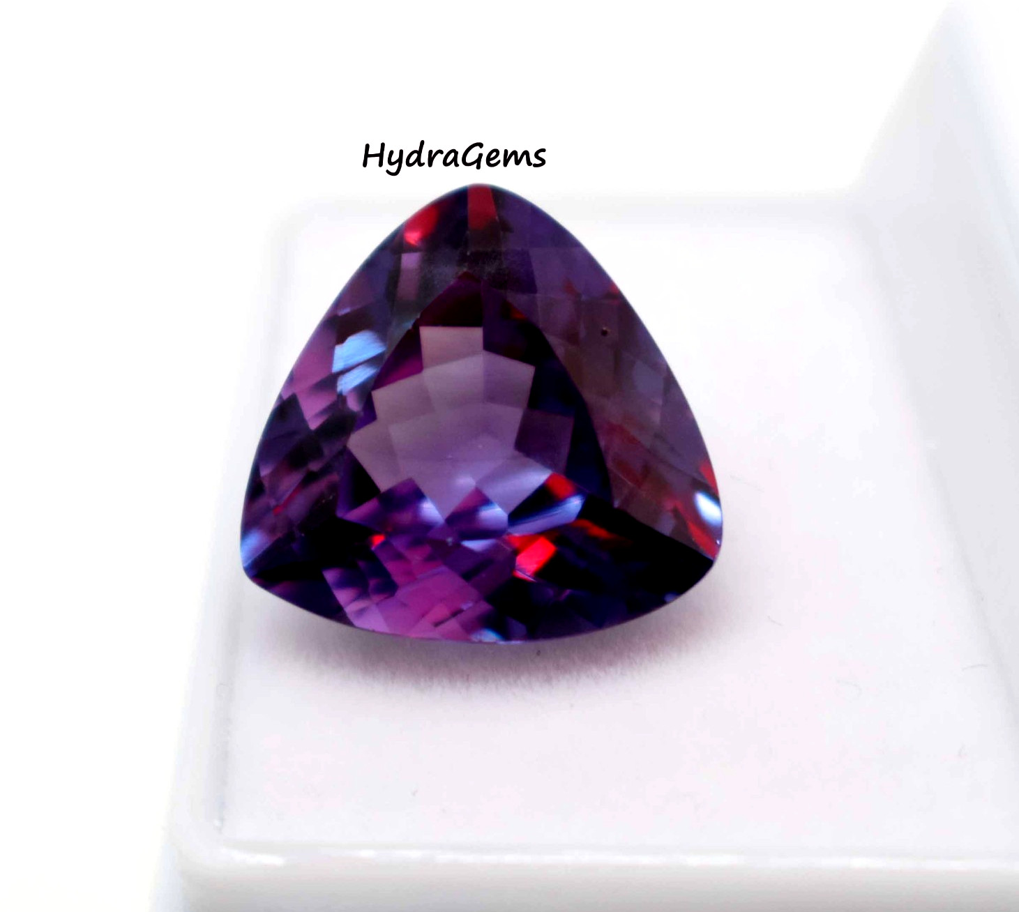 10.25Ct Trillion Cut Color Changing Alexandrite Natural Certified Loose Gemstone