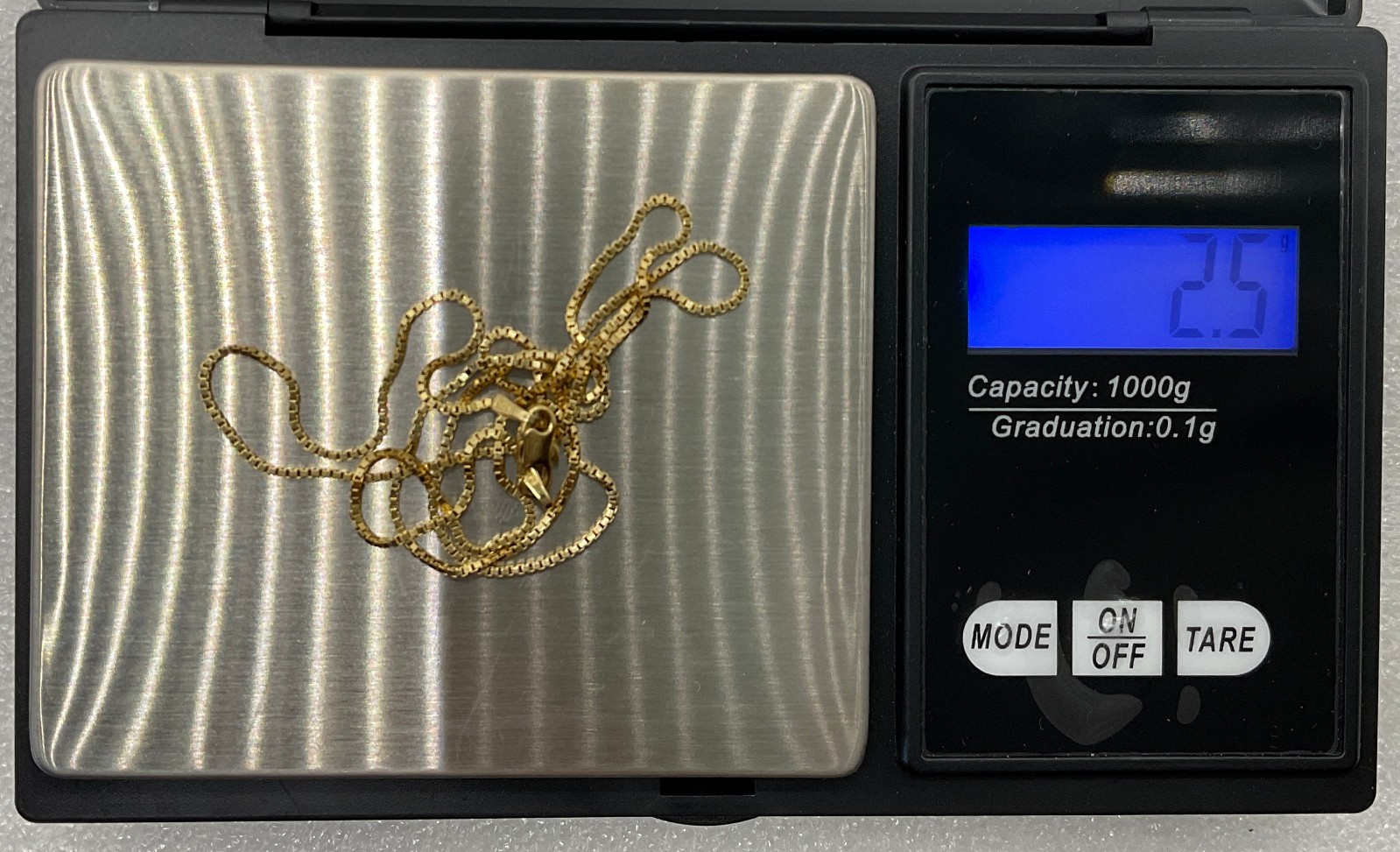 14k Gold Box Link Chain Necklace Unoaerre Italy 18in, 2.5g, 0.8mm