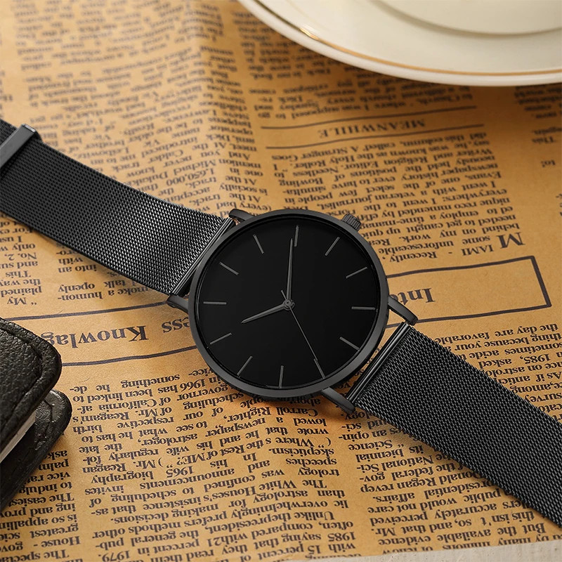 Men’s Minimalist Ultra Thin Quartz Watch with Stainless Steel Mesh Band