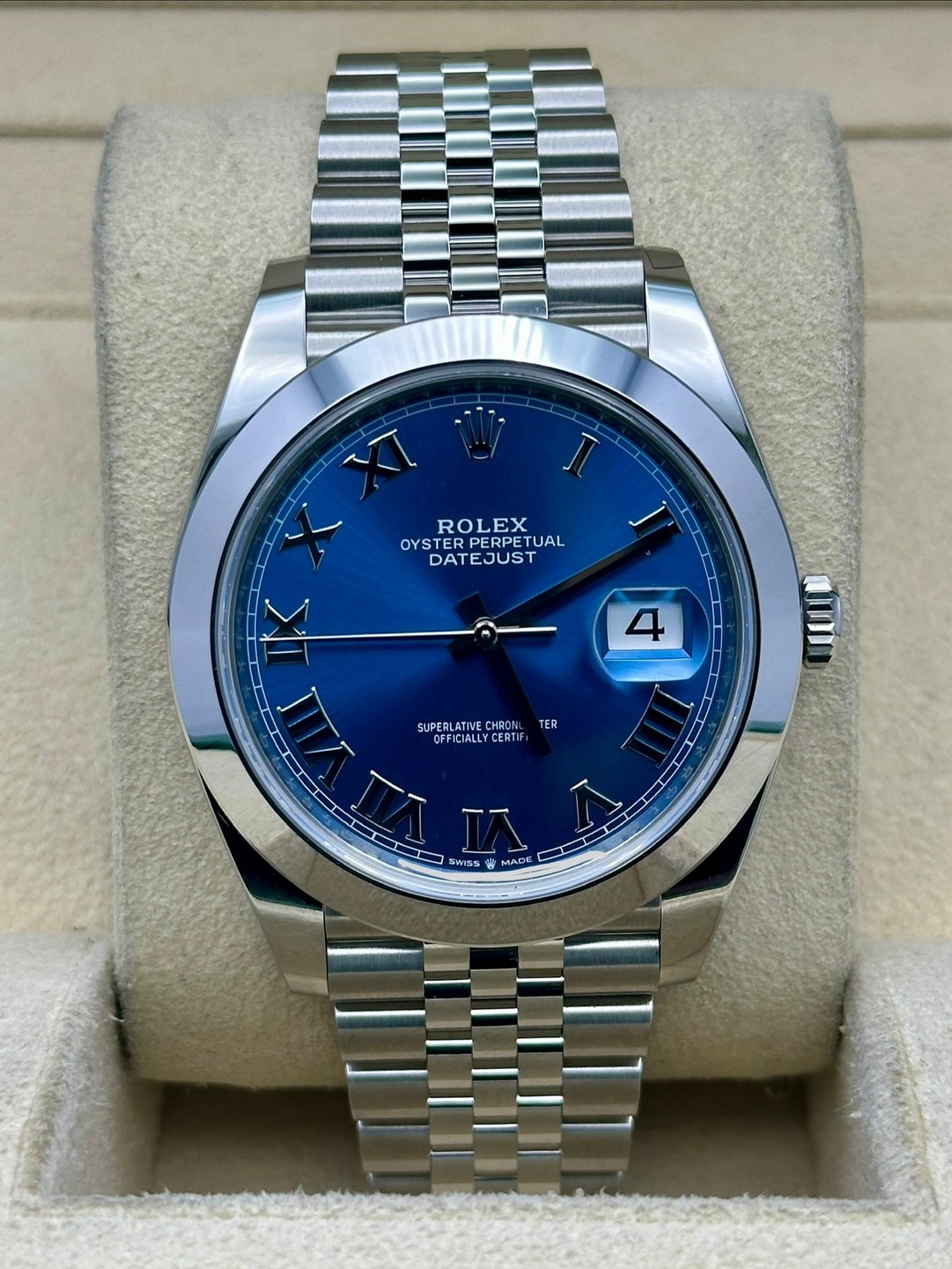 Rolex 126300 blue Roman