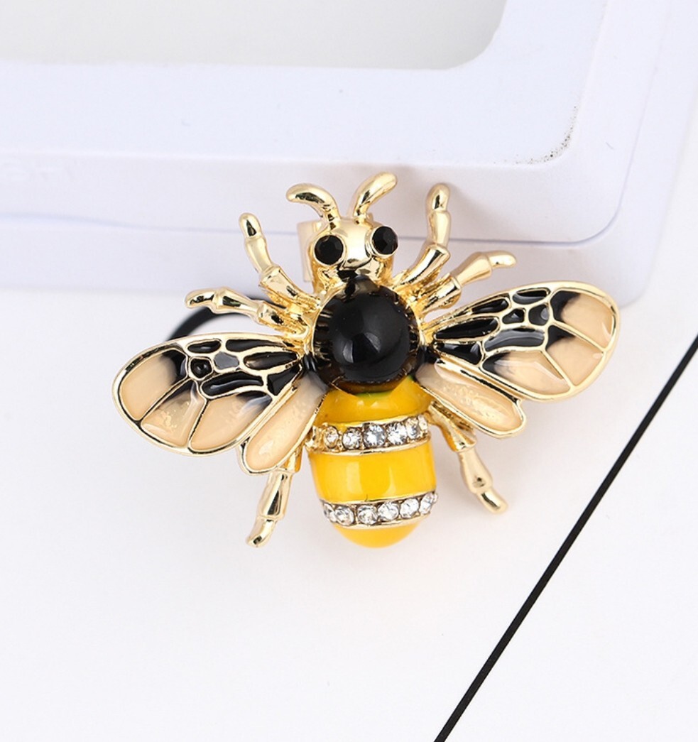 SMALL CUTE HONEY BEE INSECT BUG LAPEL BROOCH PIN~VINTAGE STYLE~RHINESTONE ENAMEL