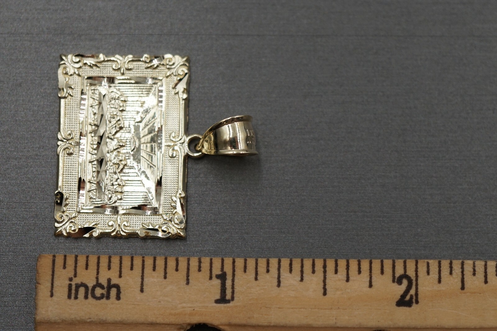 10K Solid Yellow Gold 1.15″ Diamond Cut Picture Flame Last Supper Charm Pendant.